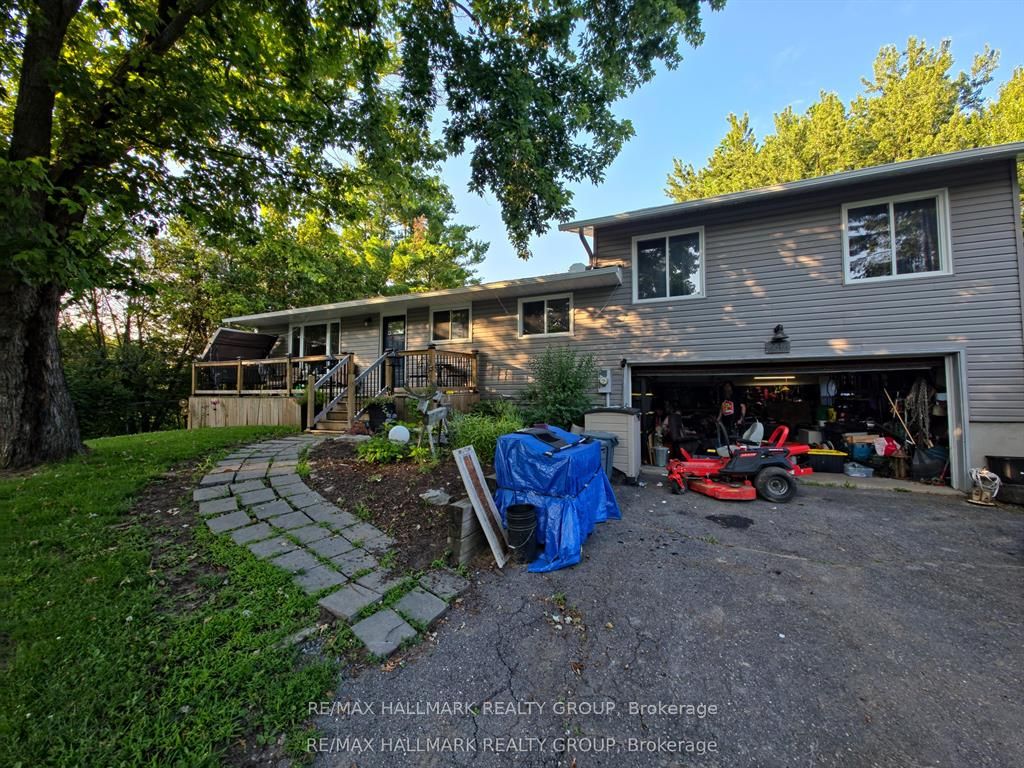 244 Kedey Street Property Photo 2
