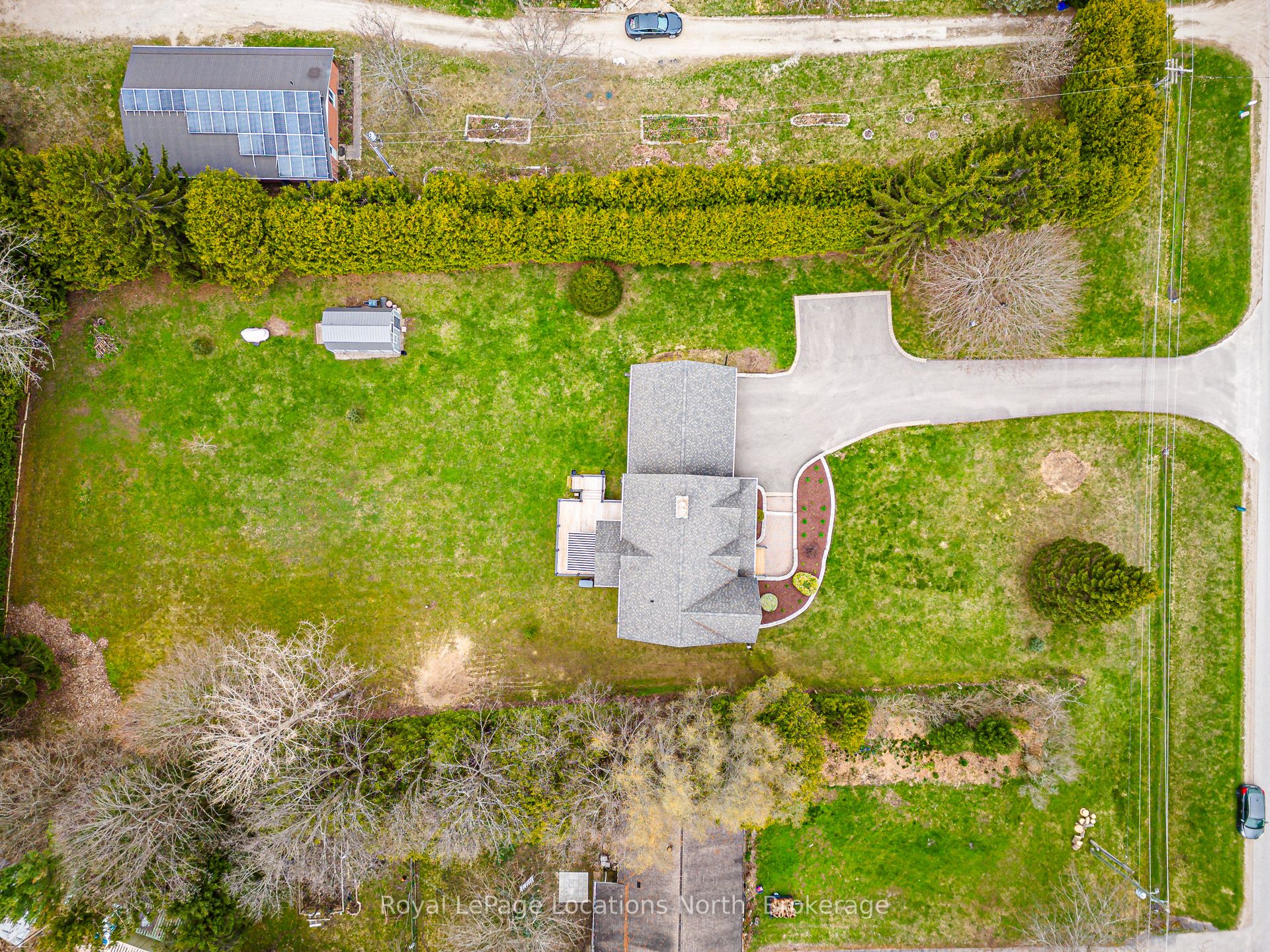 158078 7th Line Property Photo 4