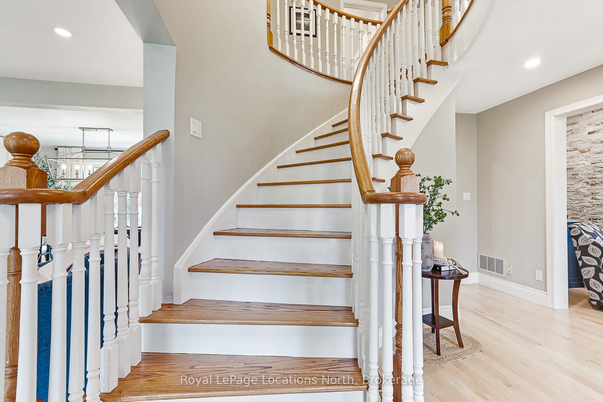 158078 7th Line Property Photo 24