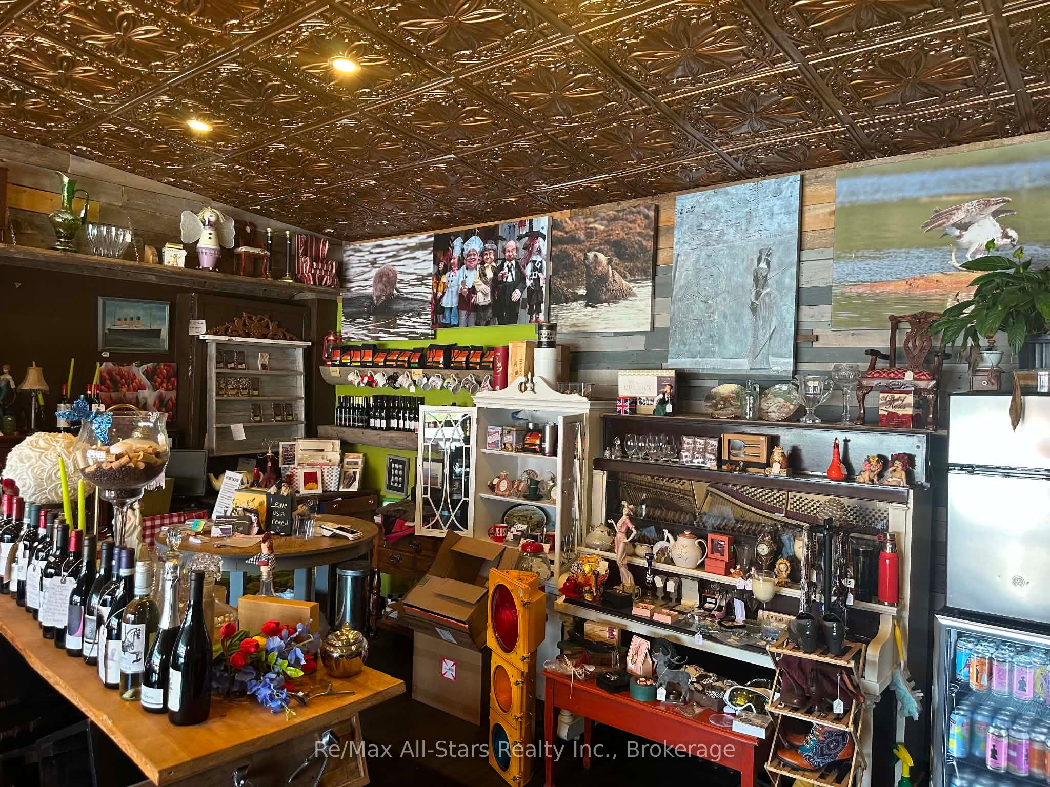 15 Cambridge Street S Property Photo 5