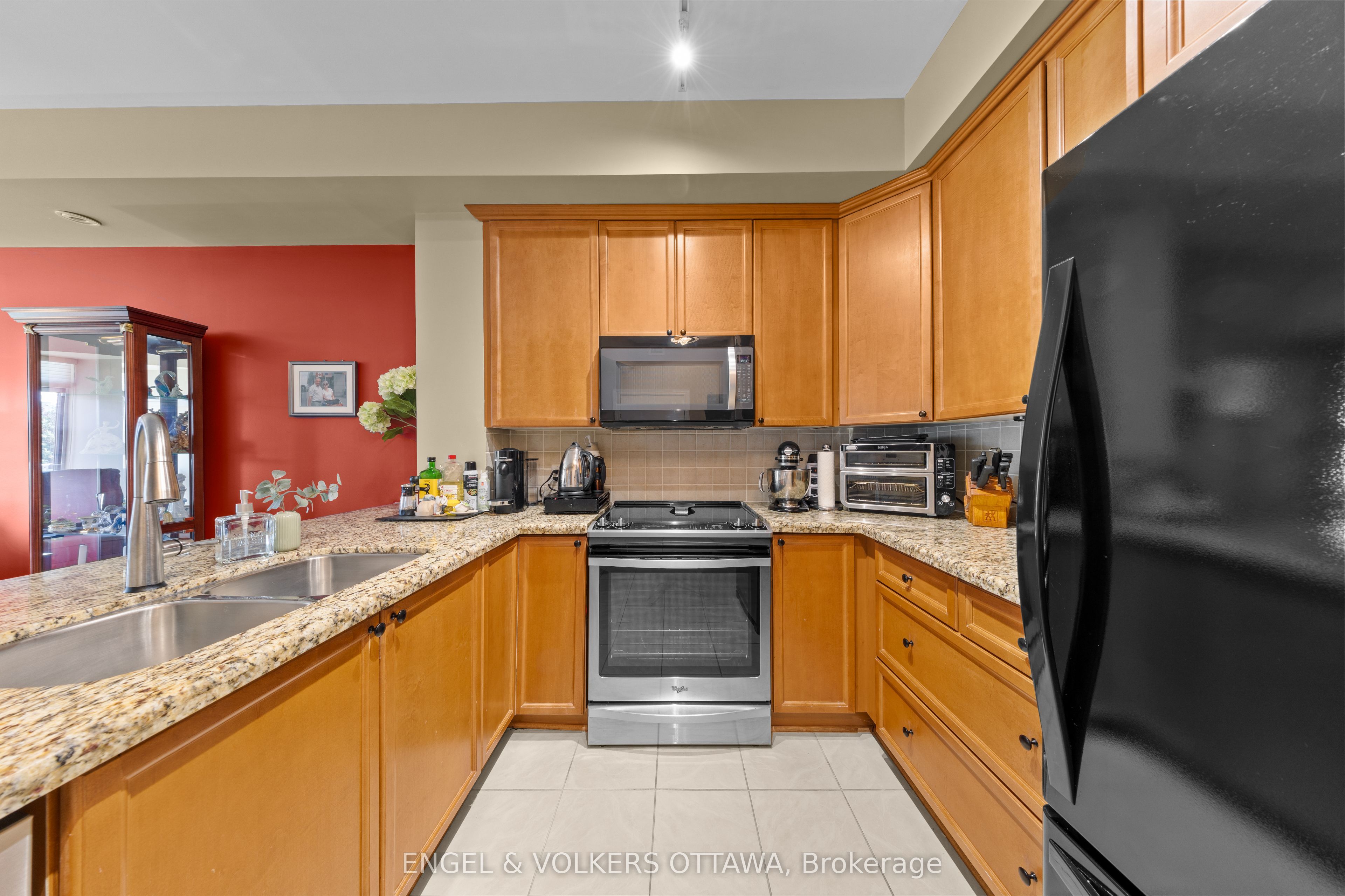 205 Bolton Street 304 Property Photo 10