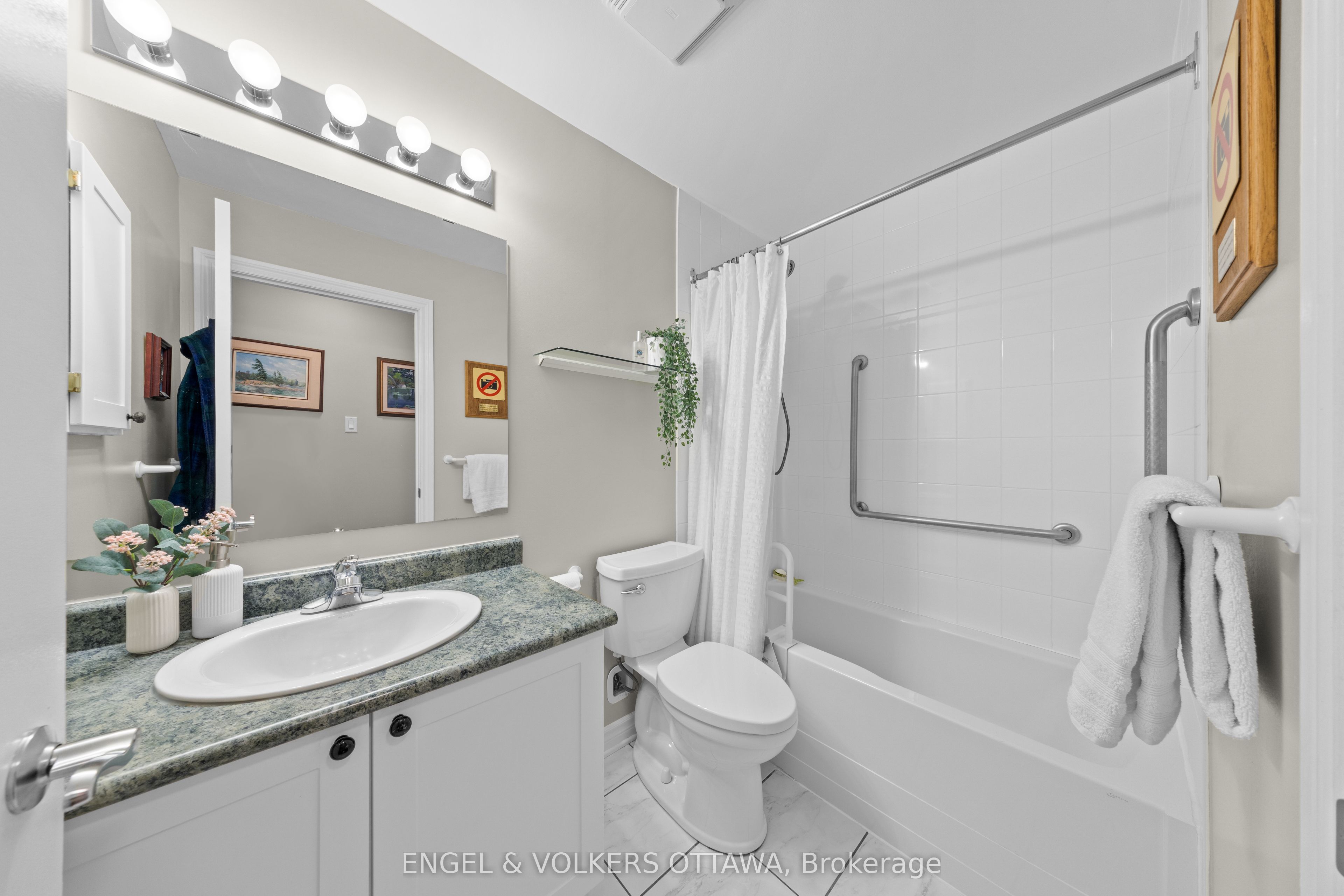 205 Bolton Street 304 Property Photo 29