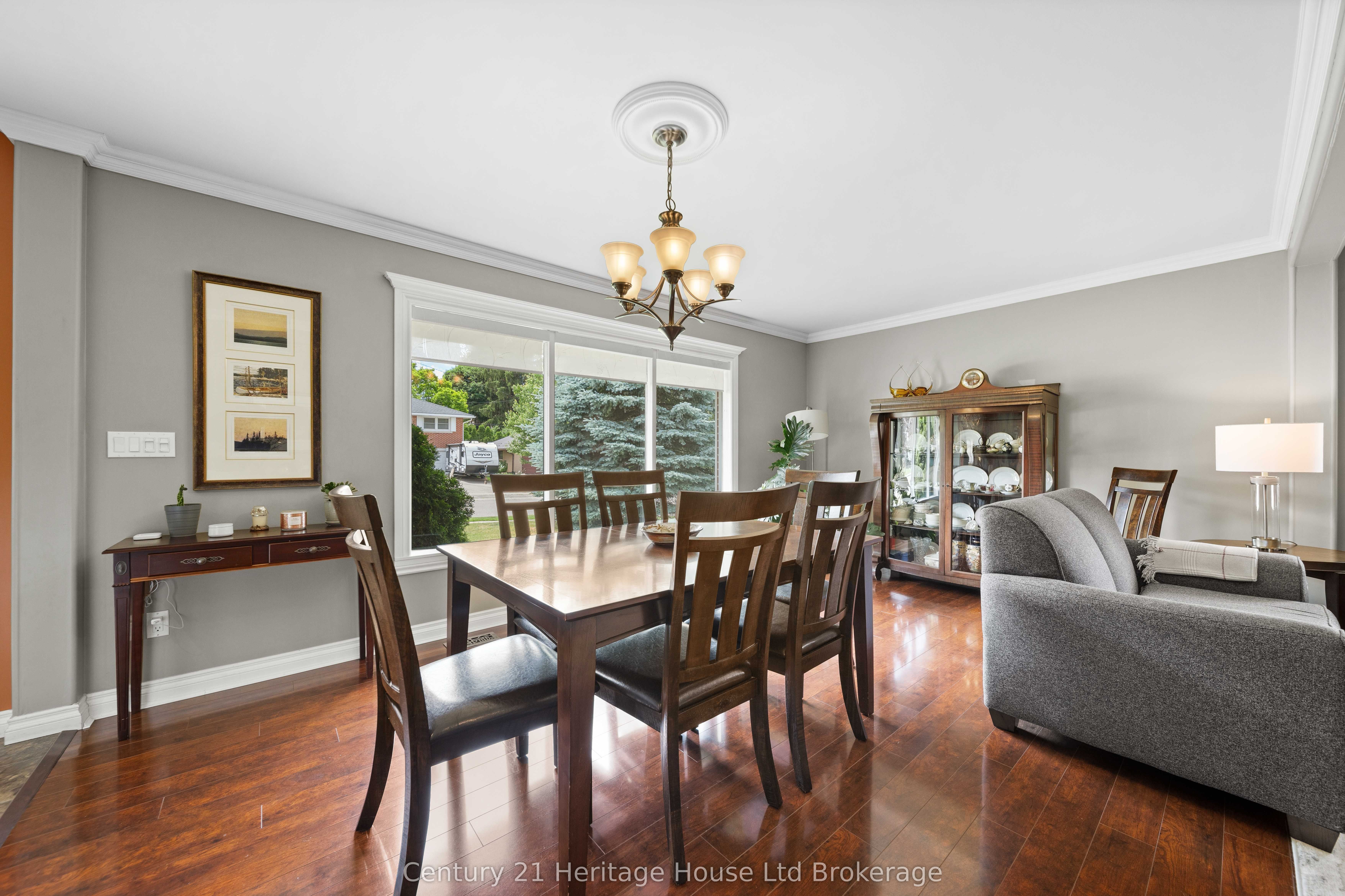 462 Rivercrest Drive Property Photo 10