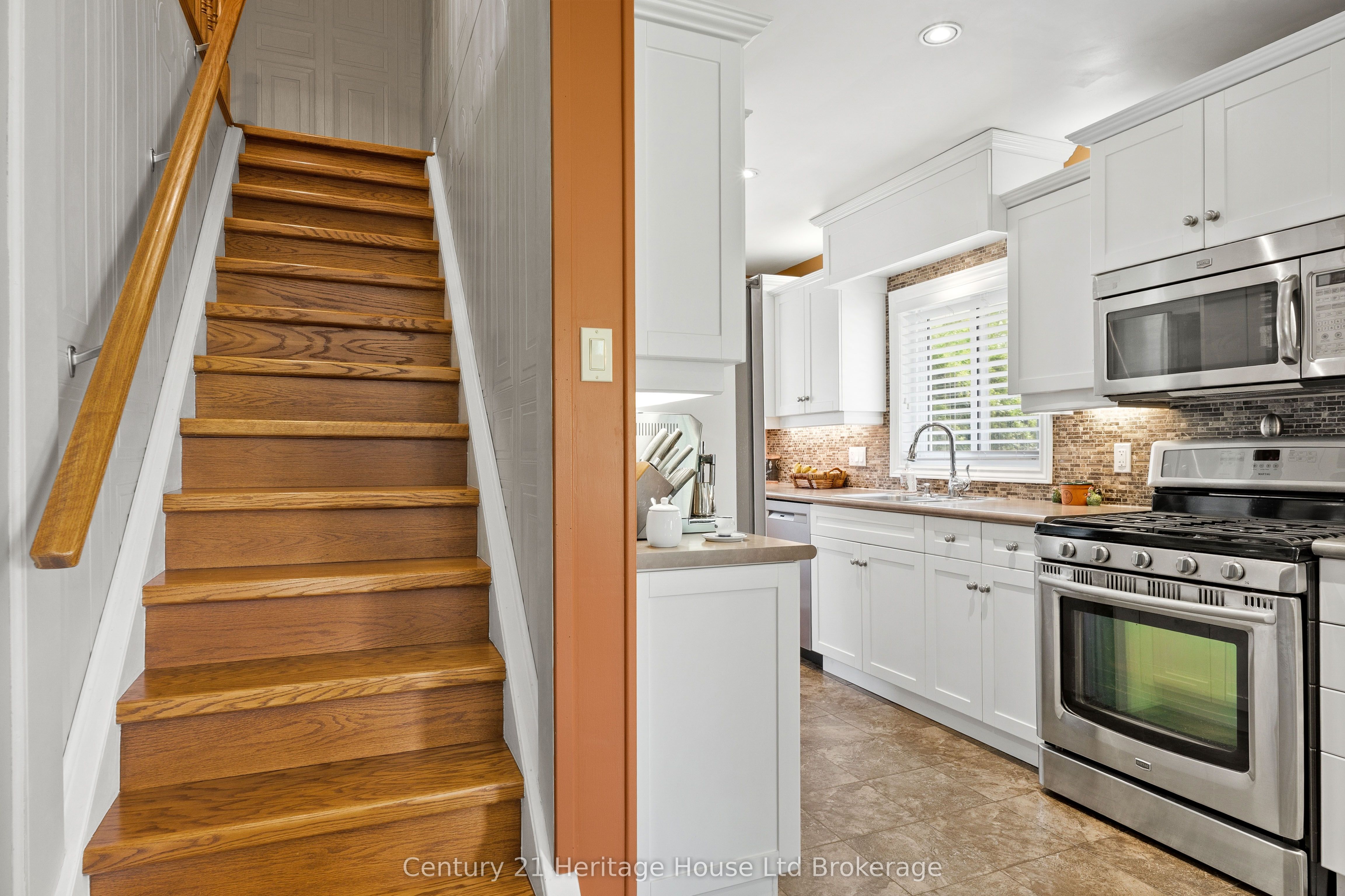 462 Rivercrest Drive Property Photo 17