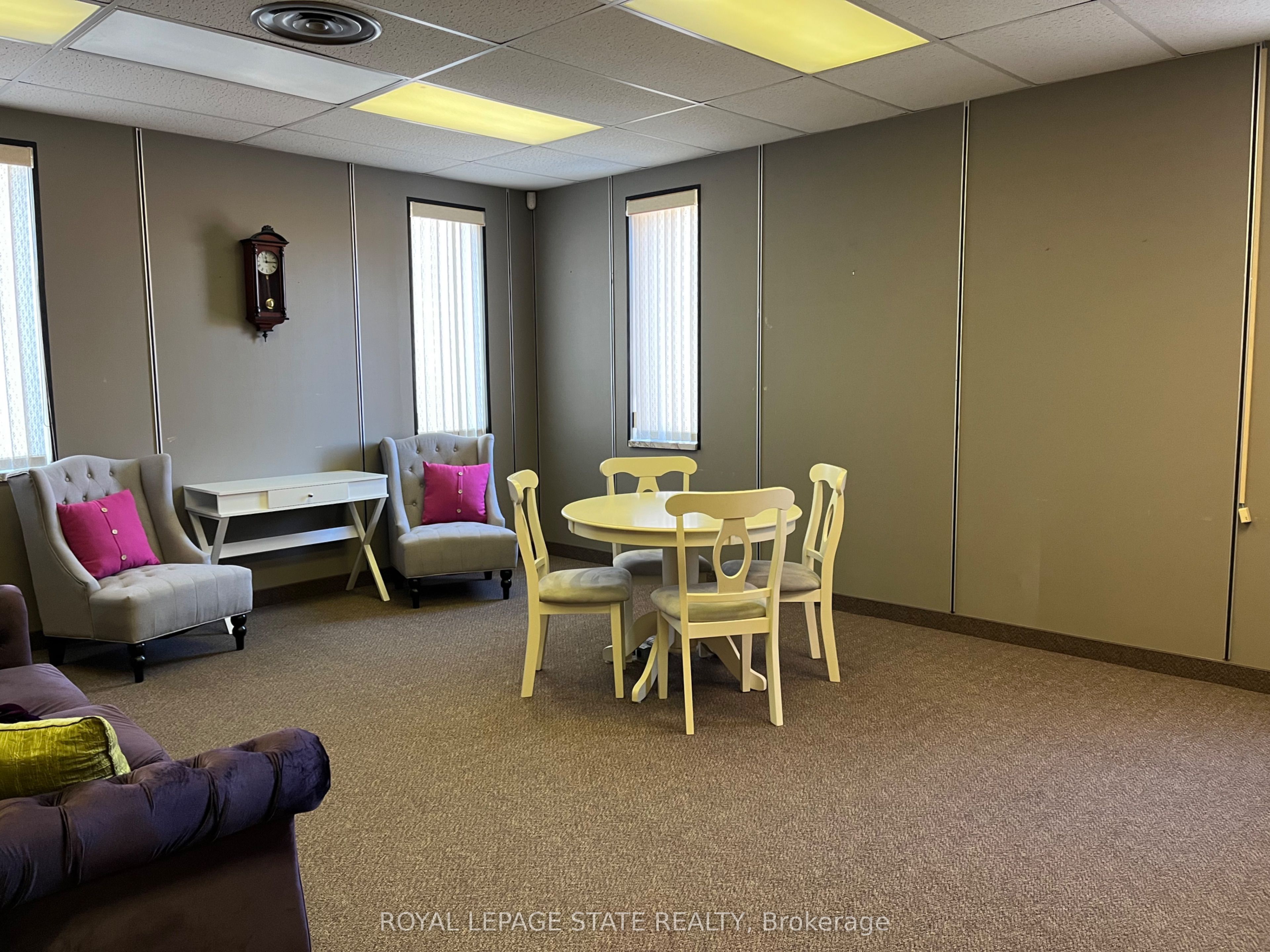111 Broad Street E Property Photo 28