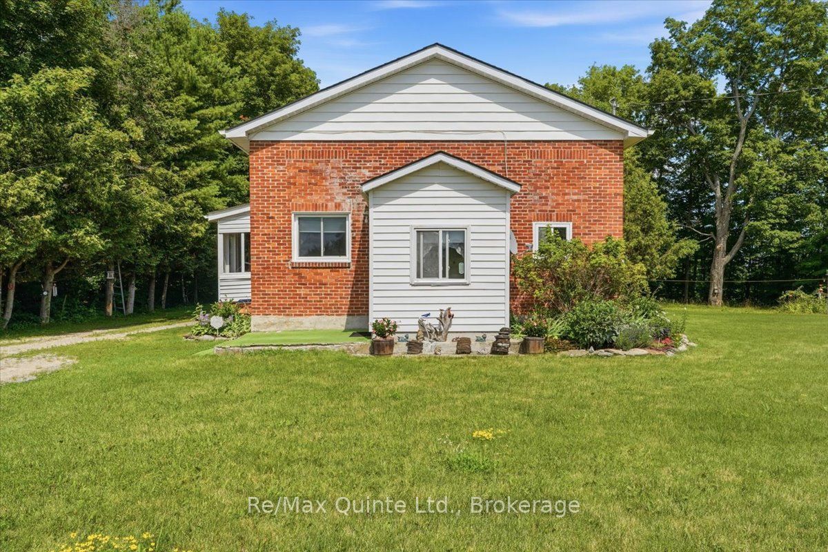 16492 Highway 62 Property Photo 2