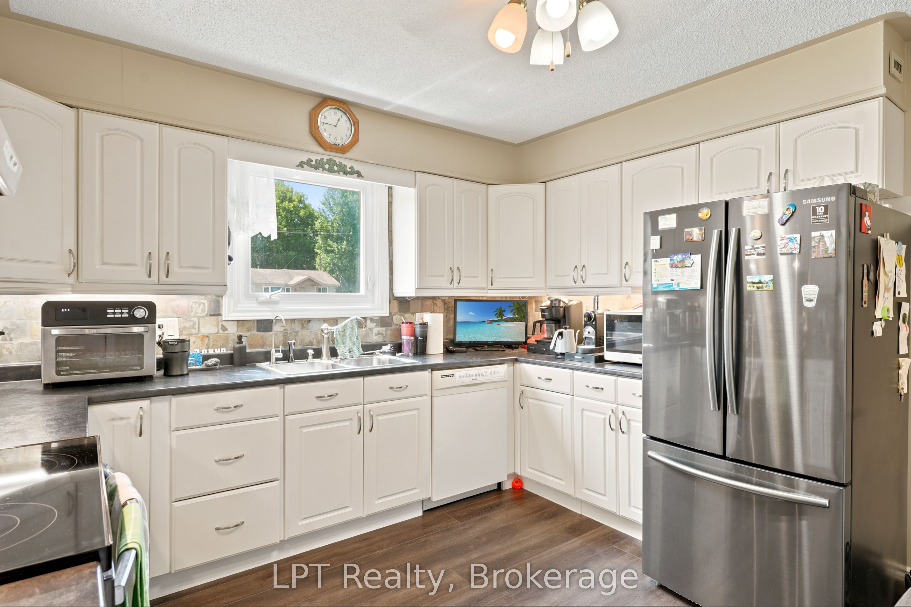 458 Princess Street Property Photo 20