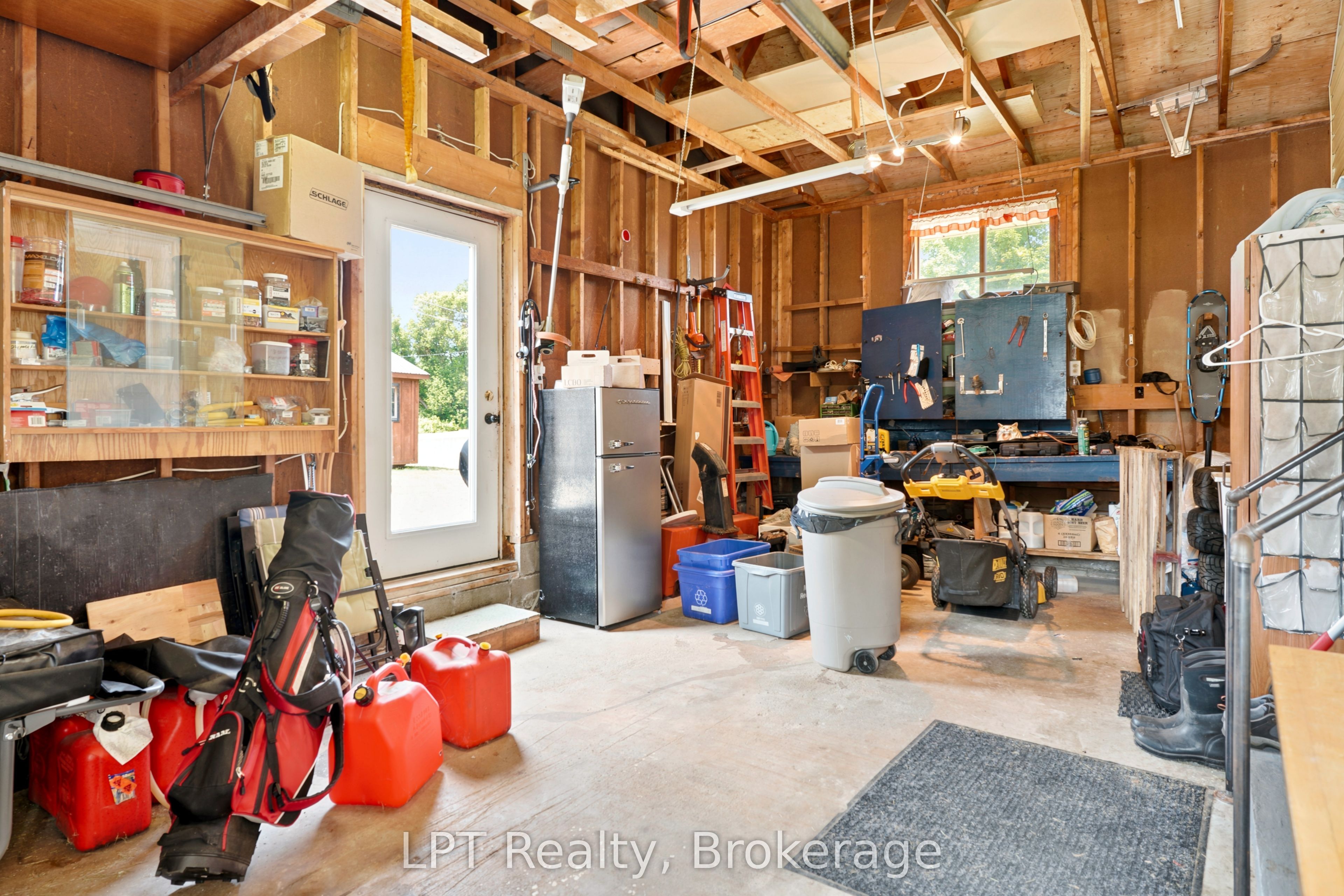 458 Princess Street Property Photo 40