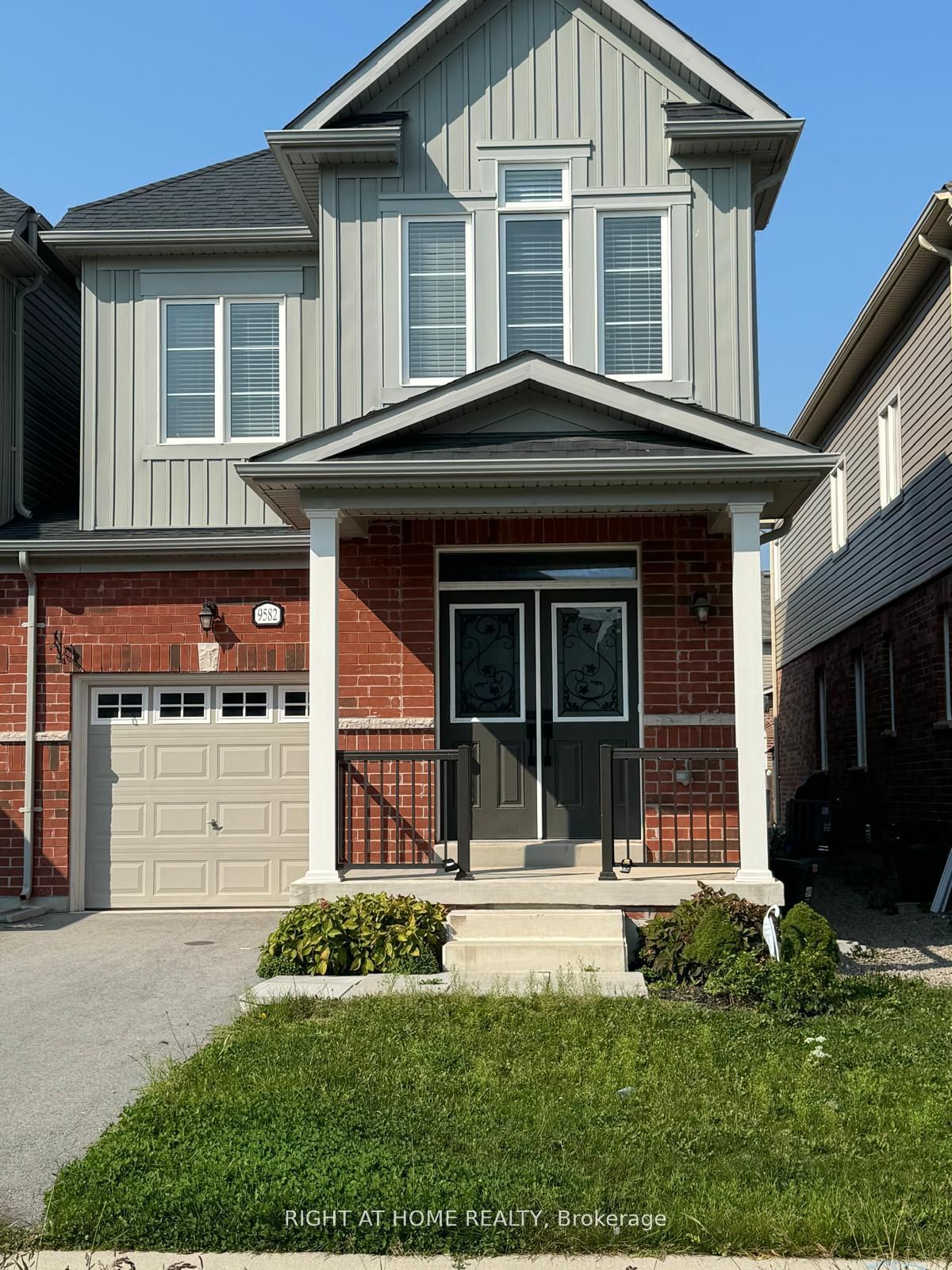 9582 Tall Grass Avenue Property Photo 1