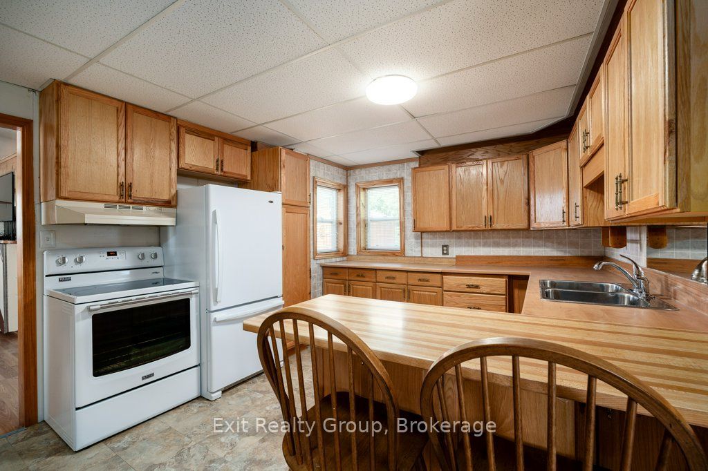 8 Ridley Street E Property Photo 13