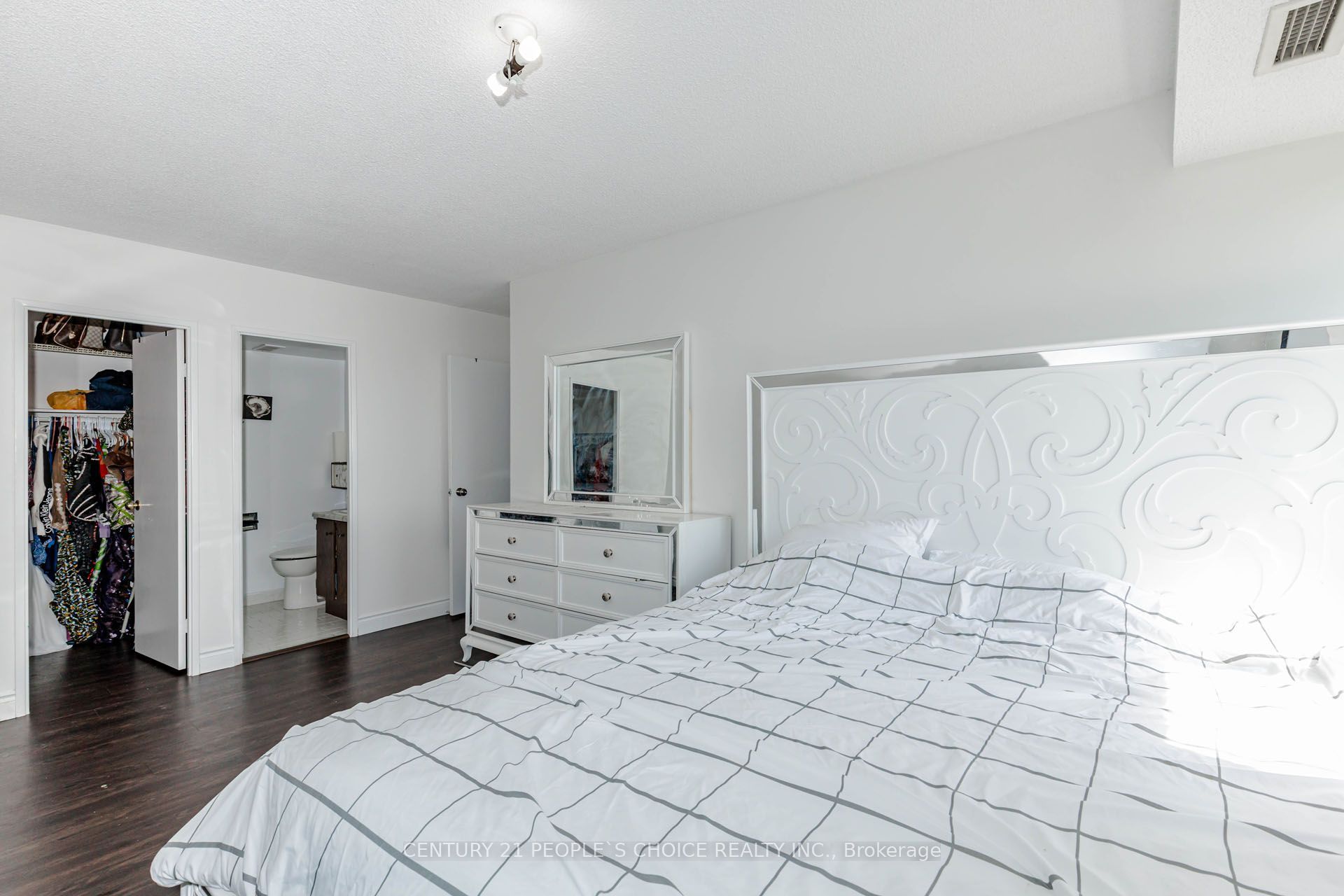 301 Frances Avenue 1203 Property Photo 23