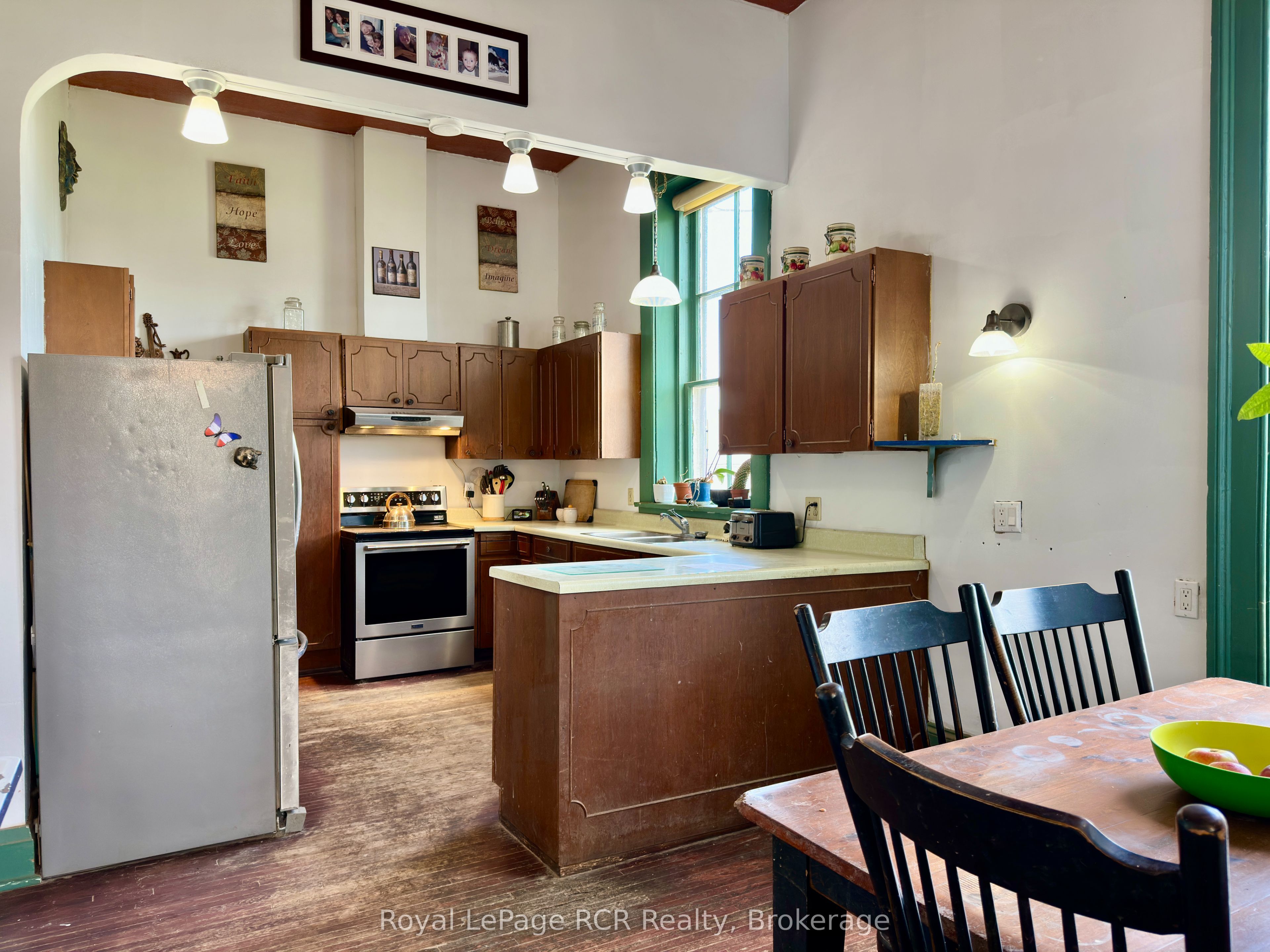 388 Durham Road E Property Photo 22