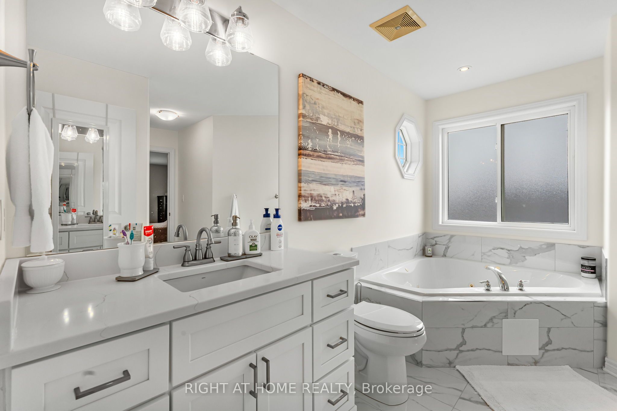 80 Loretta Drive Property Photo 32