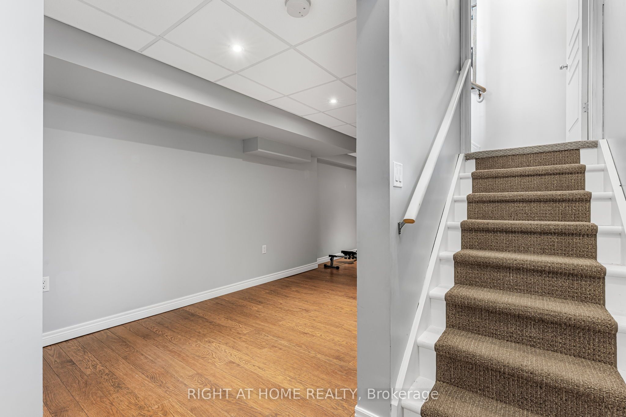 80 Loretta Drive Property Photo 34