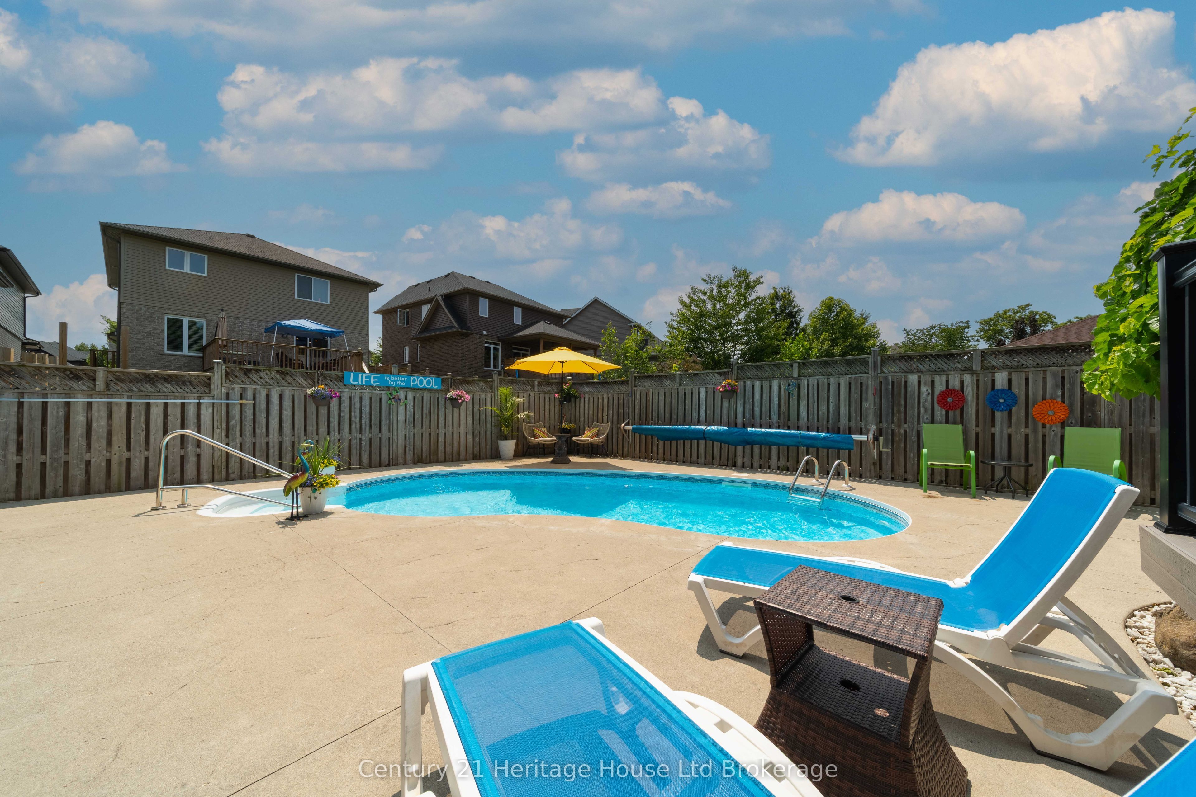 150 Forestway Trail Property Photo 34