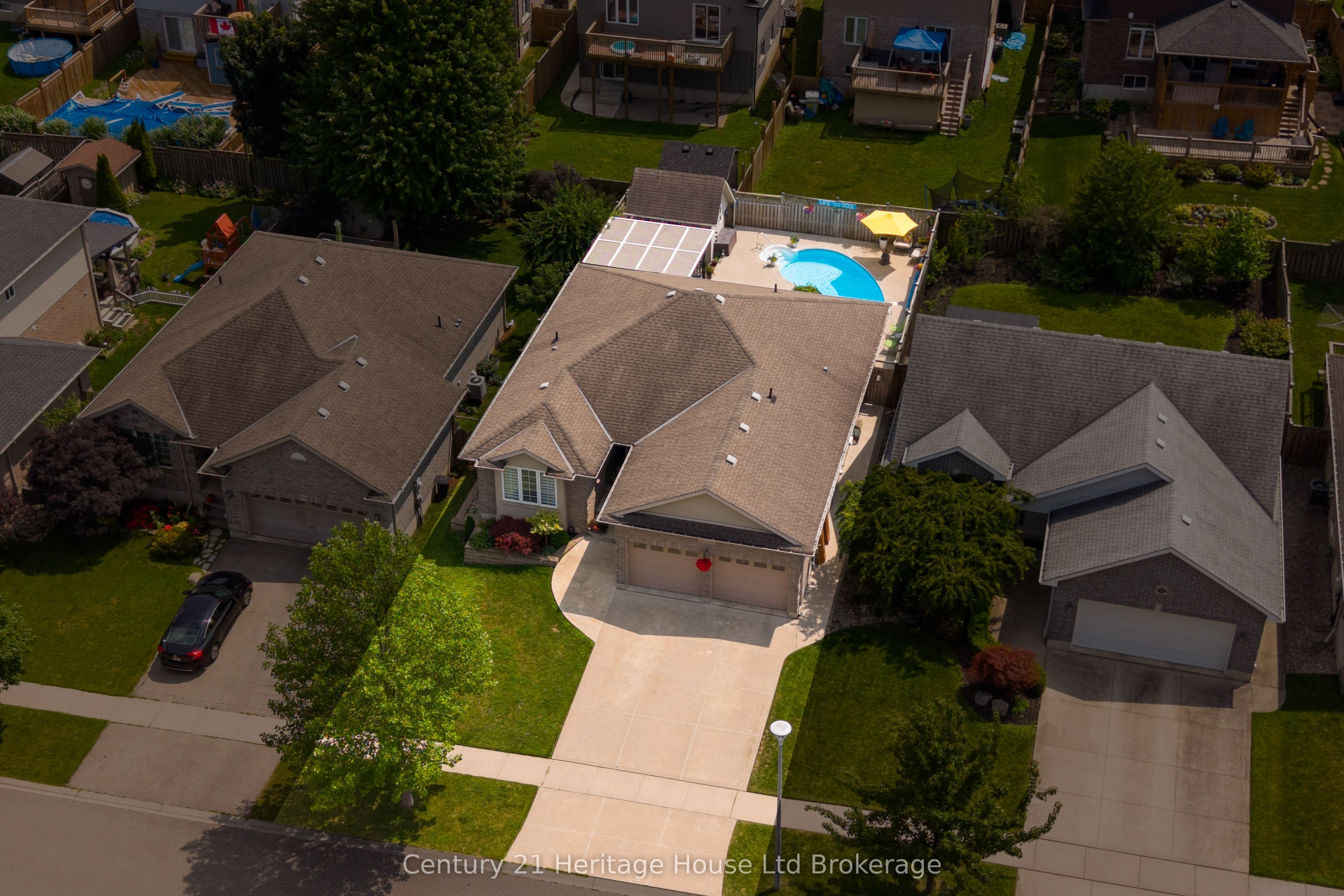 150 Forestway Trail Property Photo 48