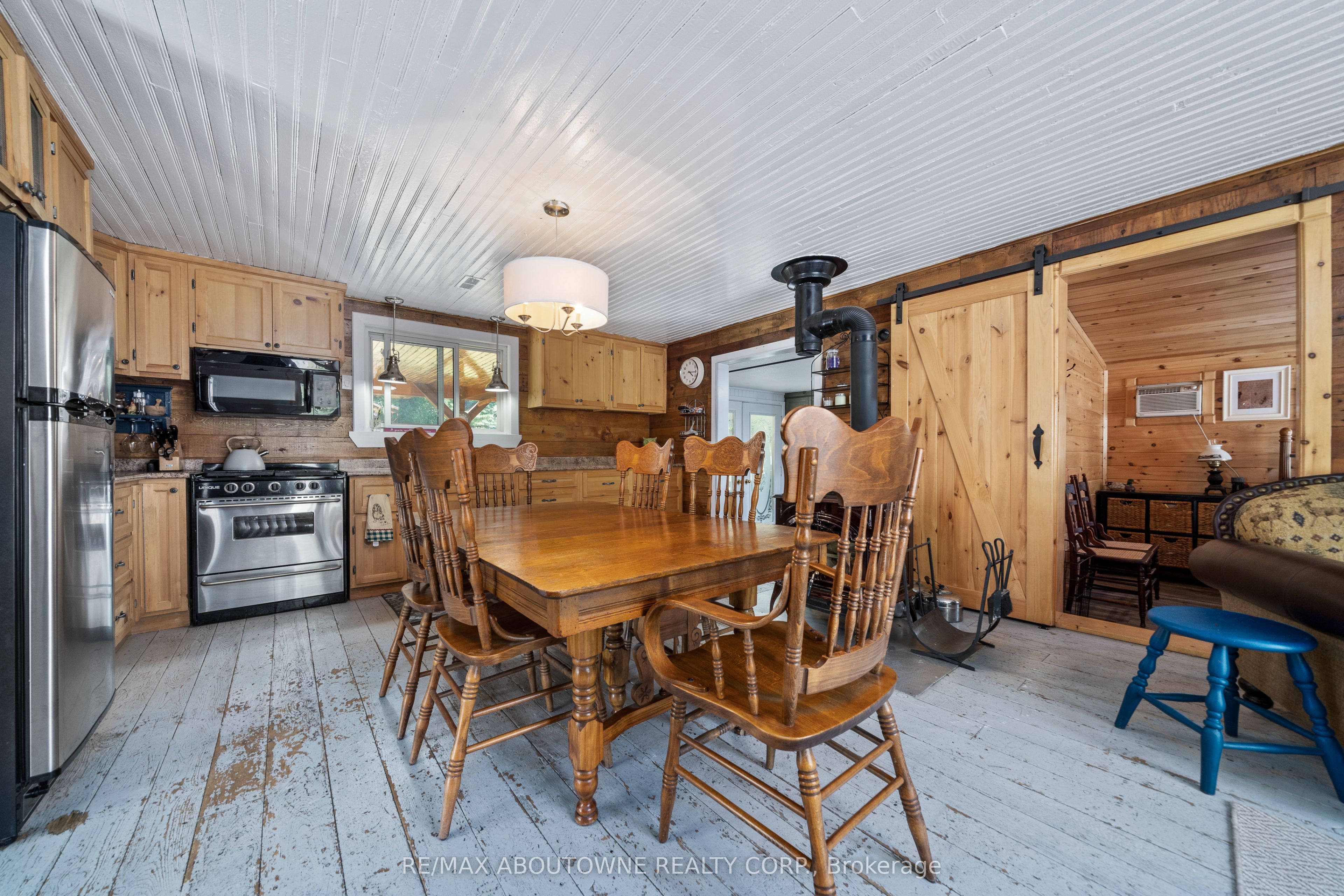 1161 Turcotte Road Property Photo 8