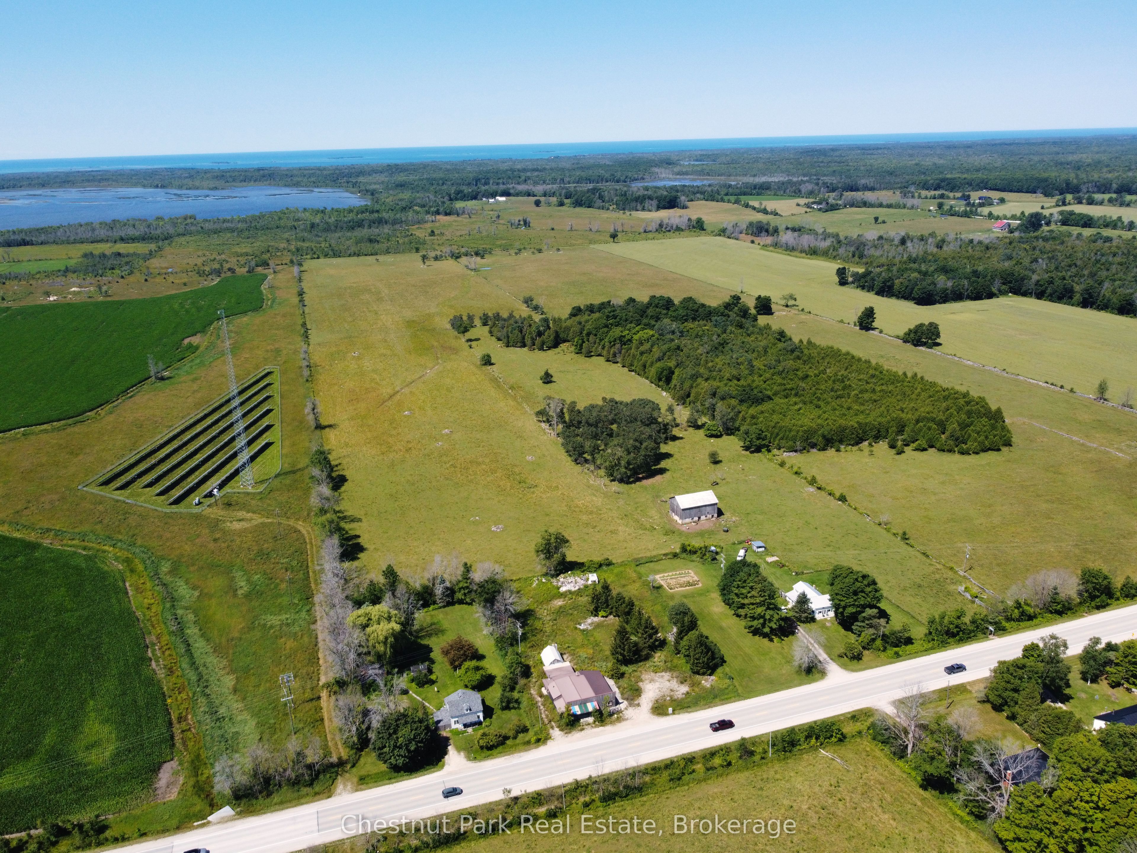 1143 Highway 6 Property Photo 3