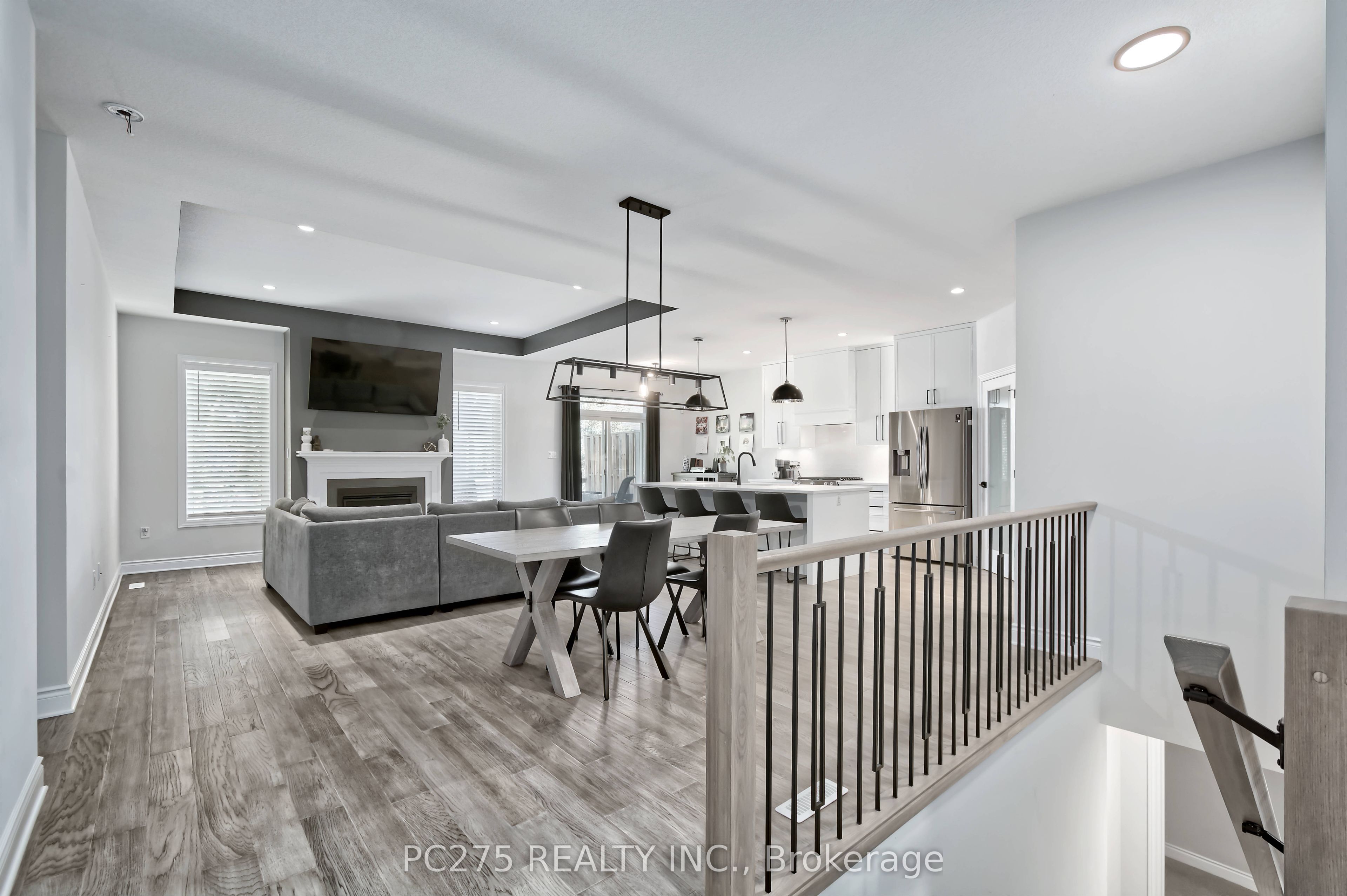 2022 Upperpoint Boulevard 10 Property Photo 7