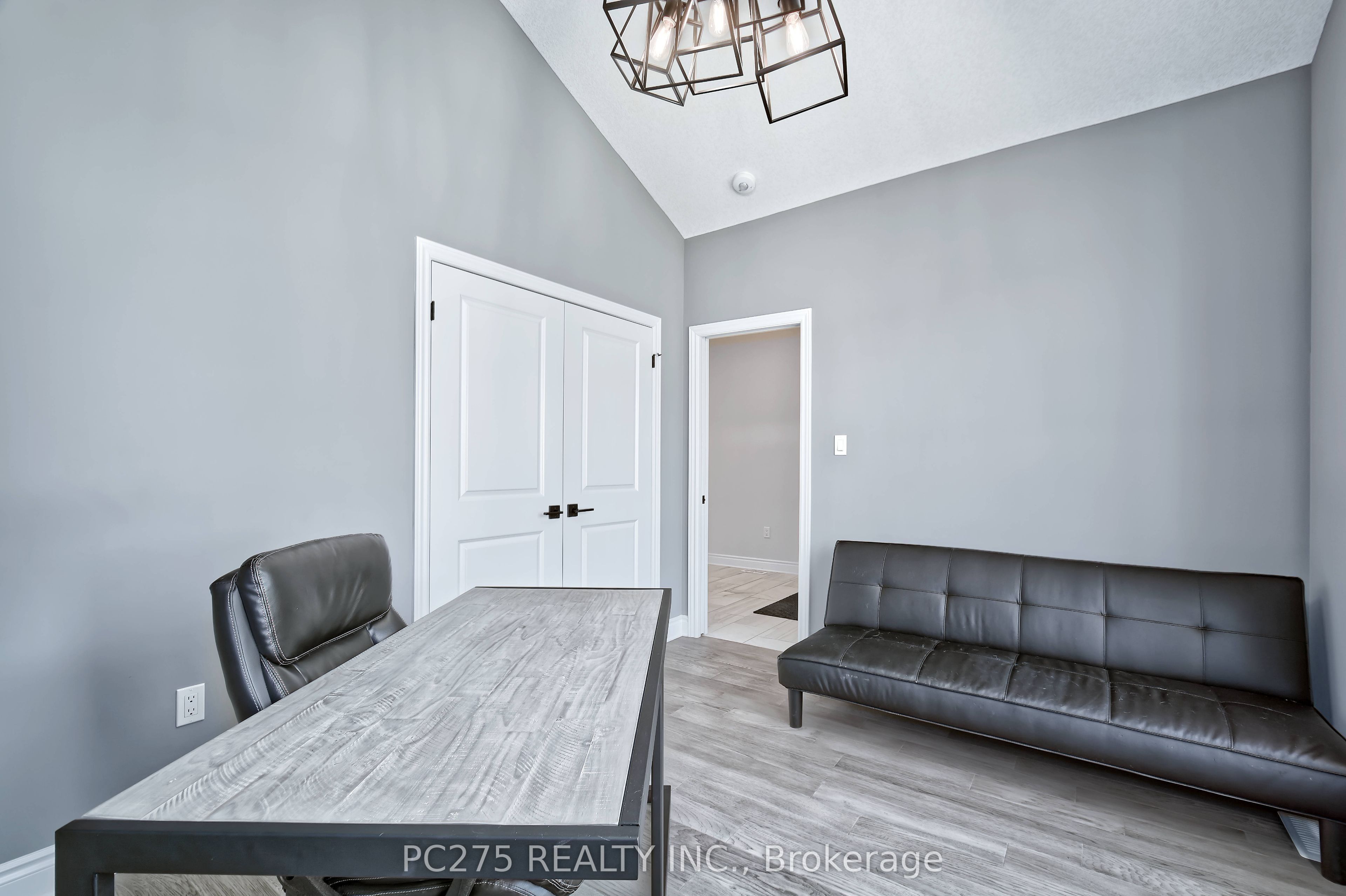 2022 Upperpoint Boulevard 10 Property Photo 18