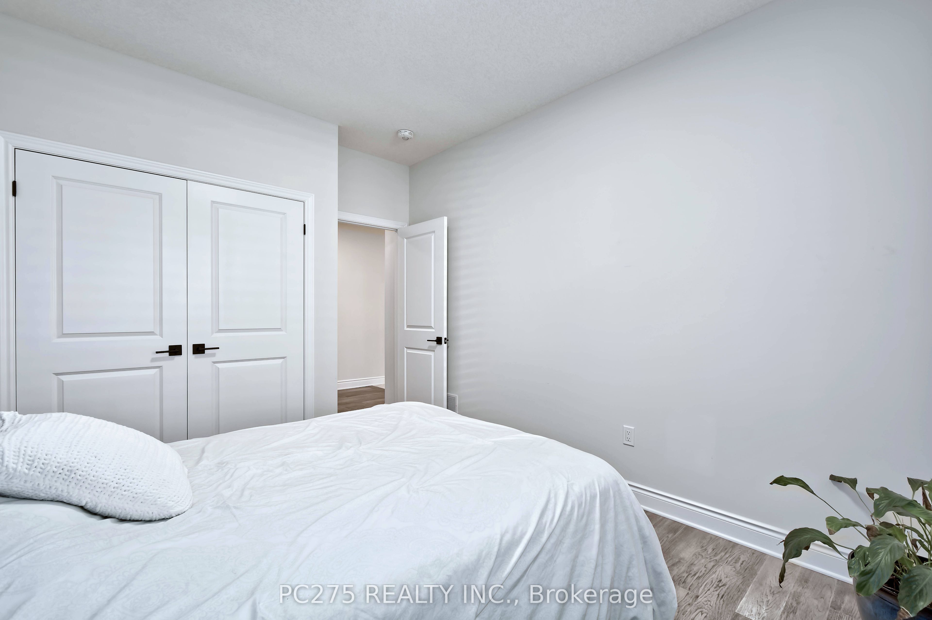 2022 Upperpoint Boulevard 10 Property Photo 21