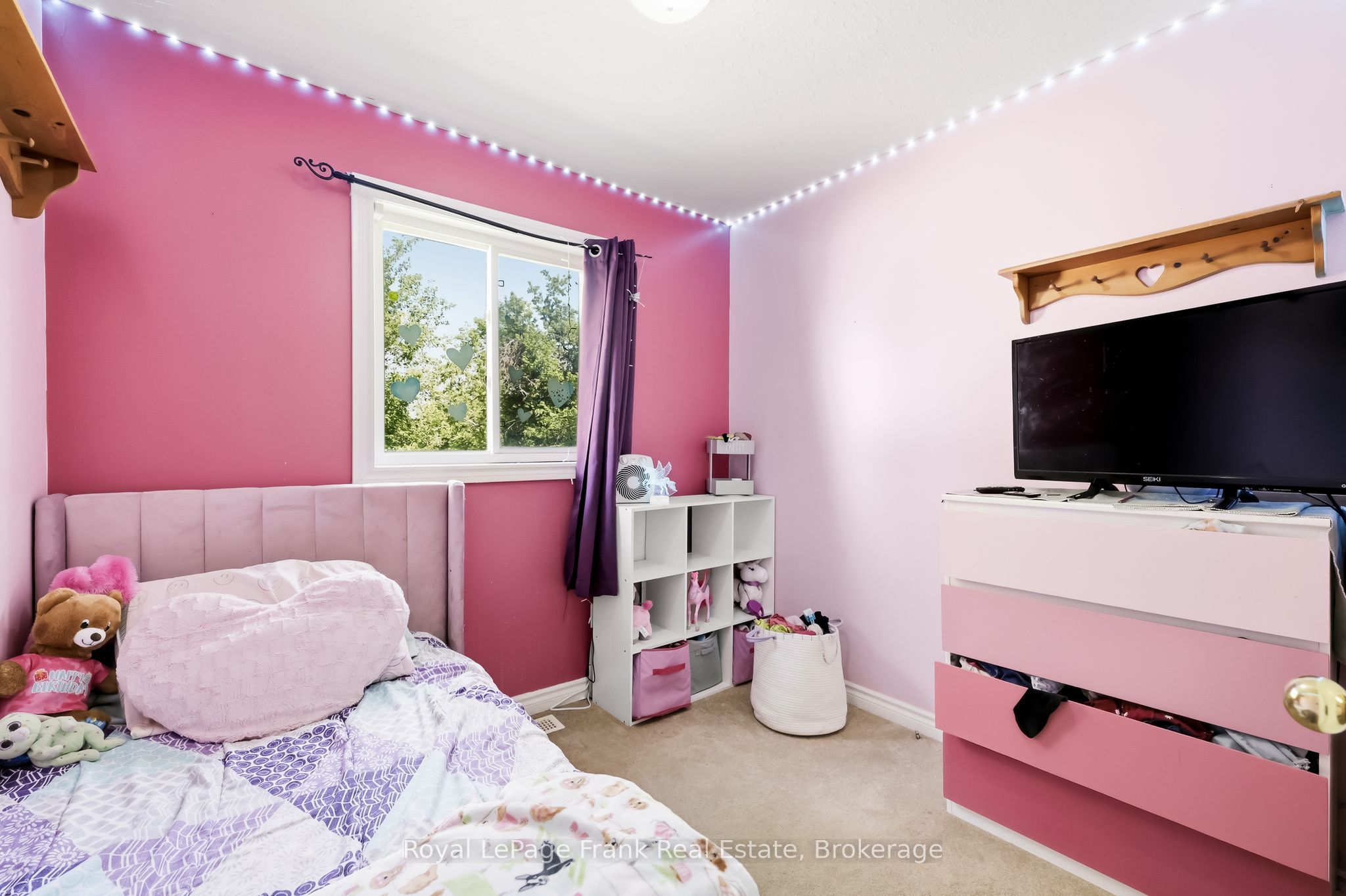 9 Durham Street W Property Photo 18