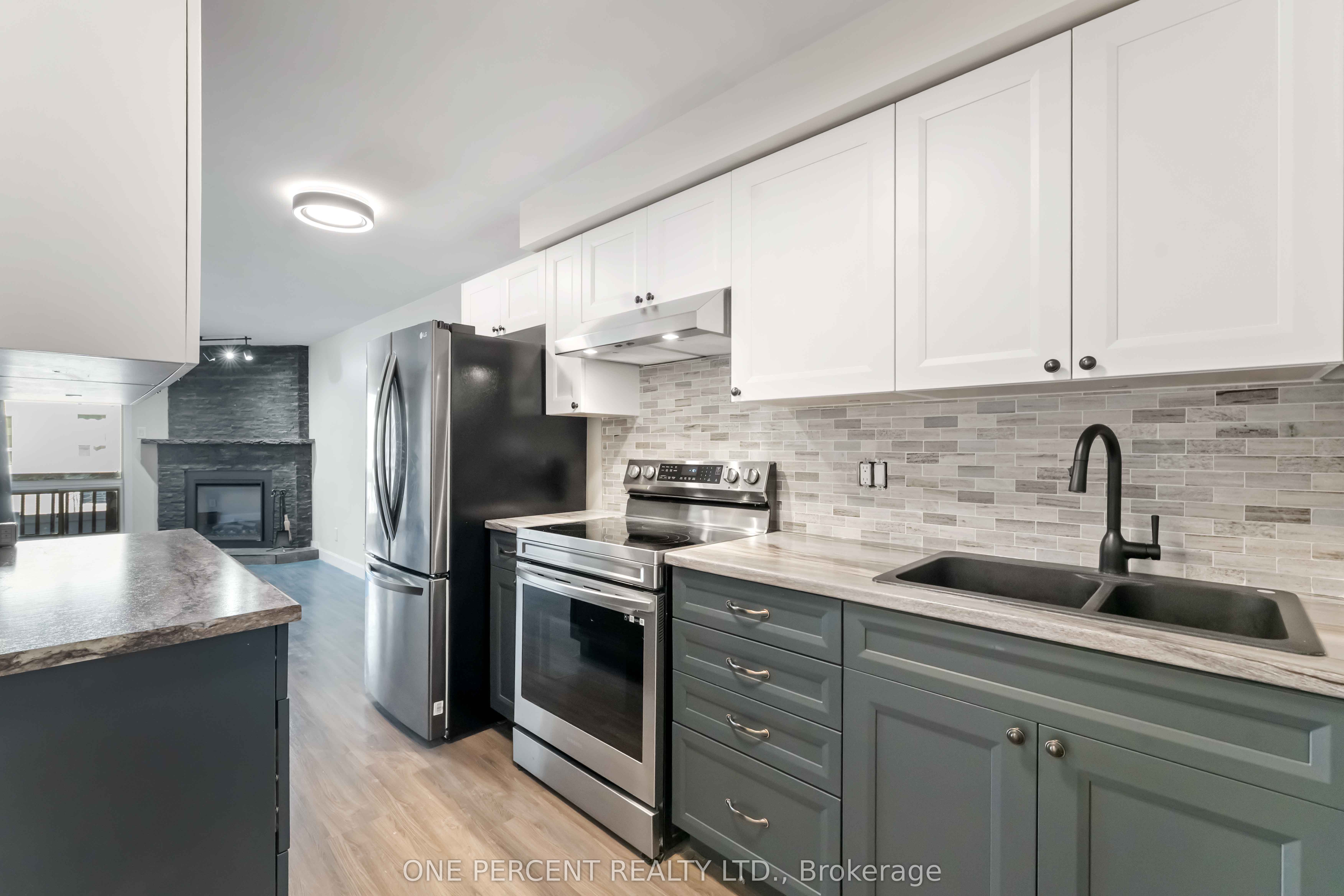 6643 Bilberry Drive A Property Photo 8