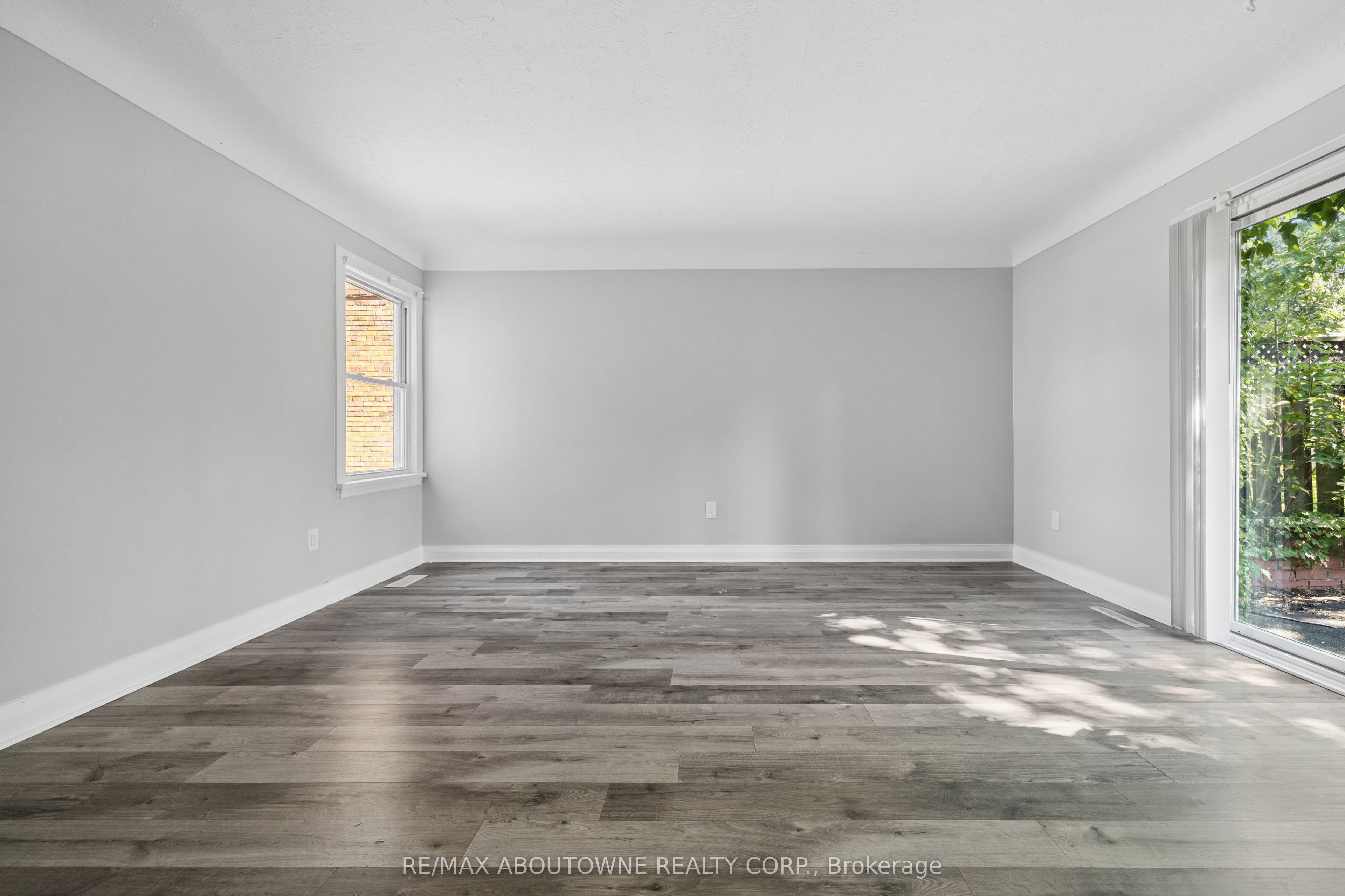 92 Lake Street Property Photo 15