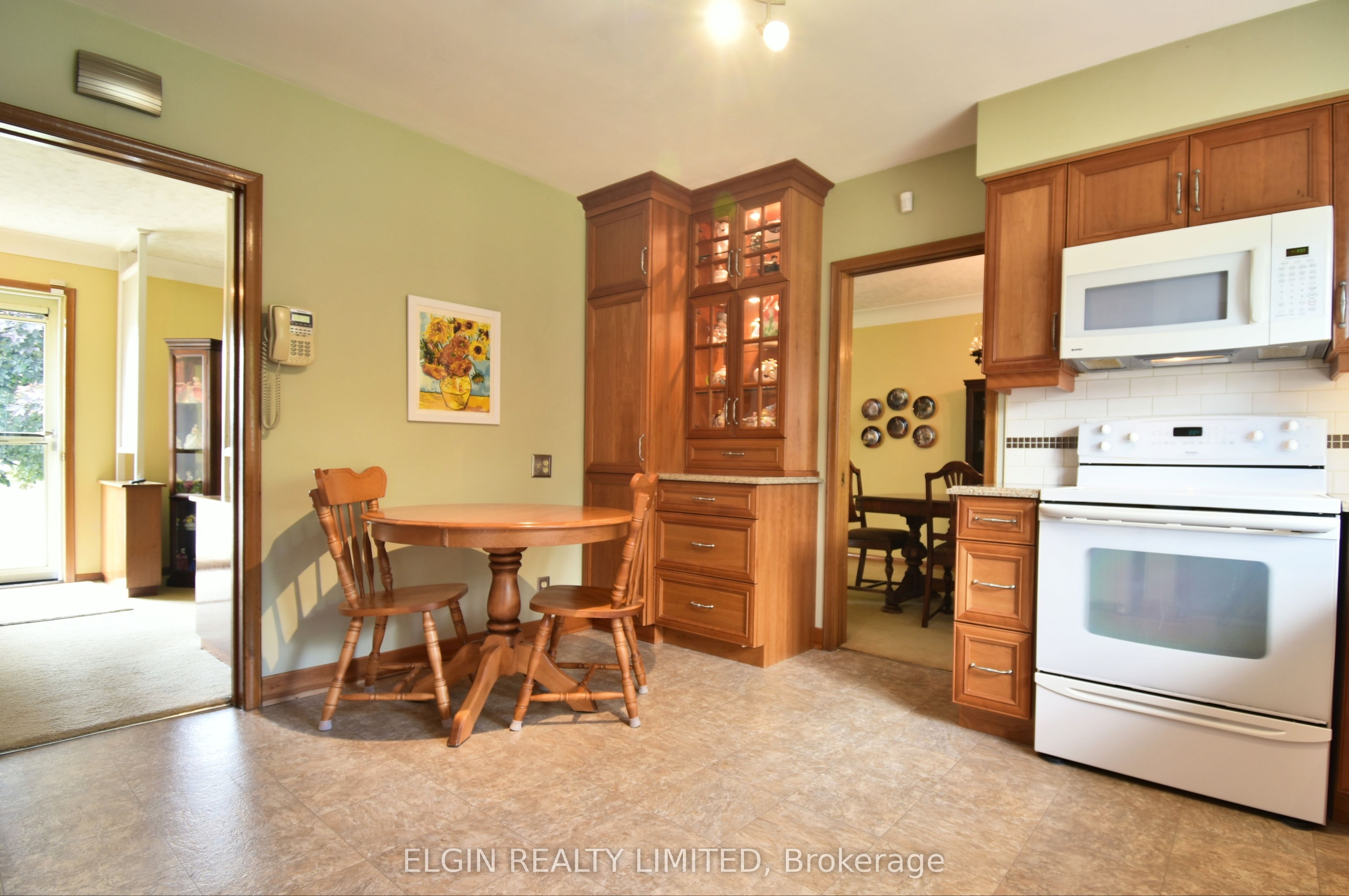 18 Pullen Avenue Property Photo 3