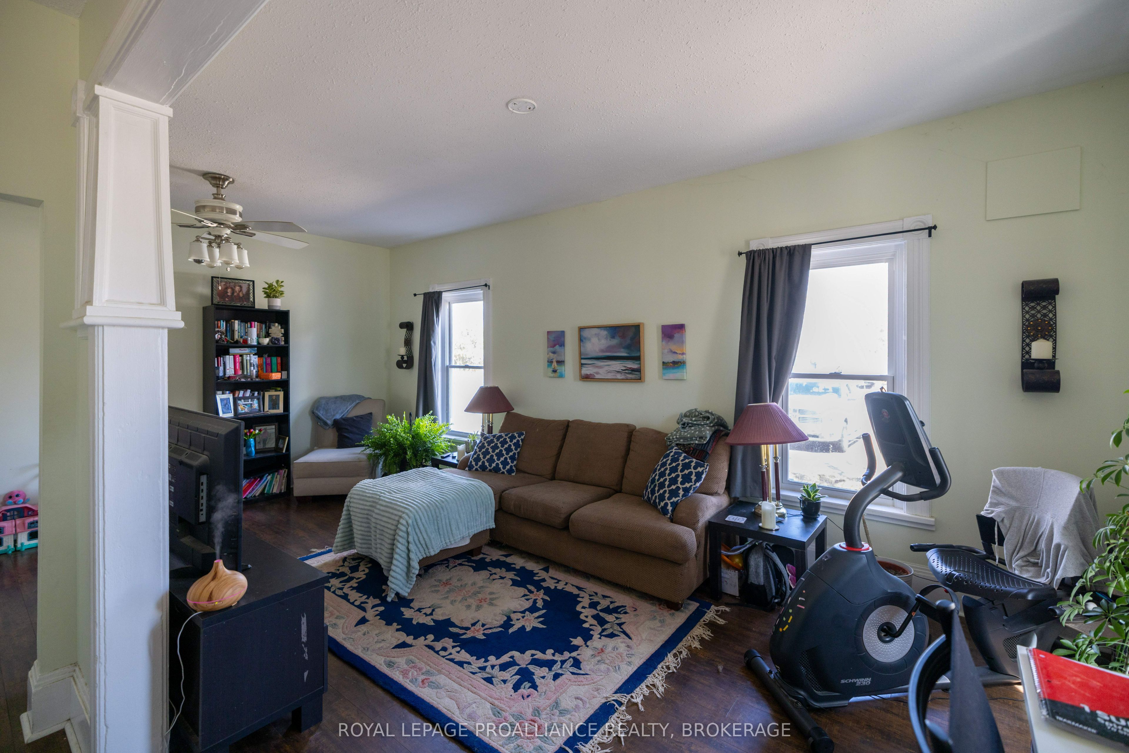 24 Perth Street Property Photo 5