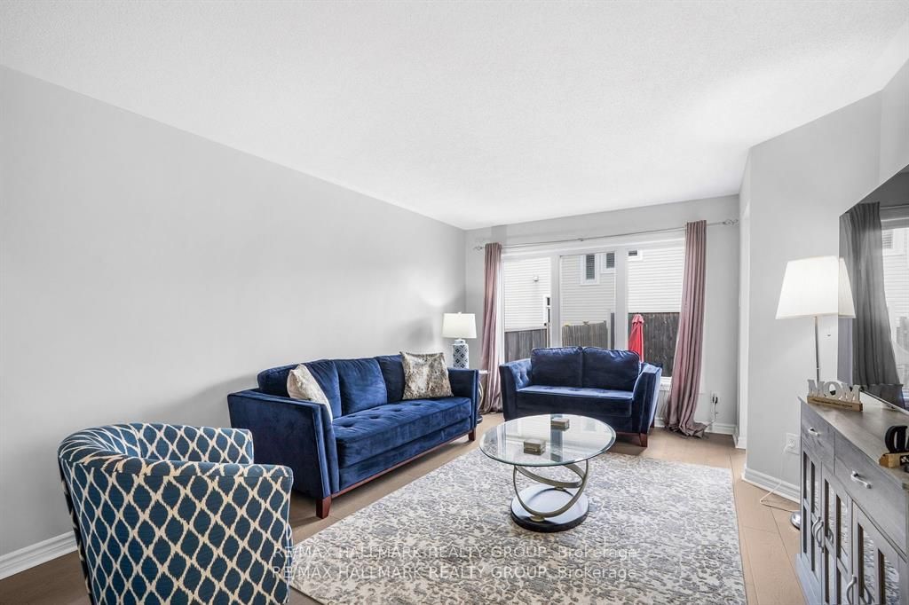 100 Lerta Way Property Photo 8