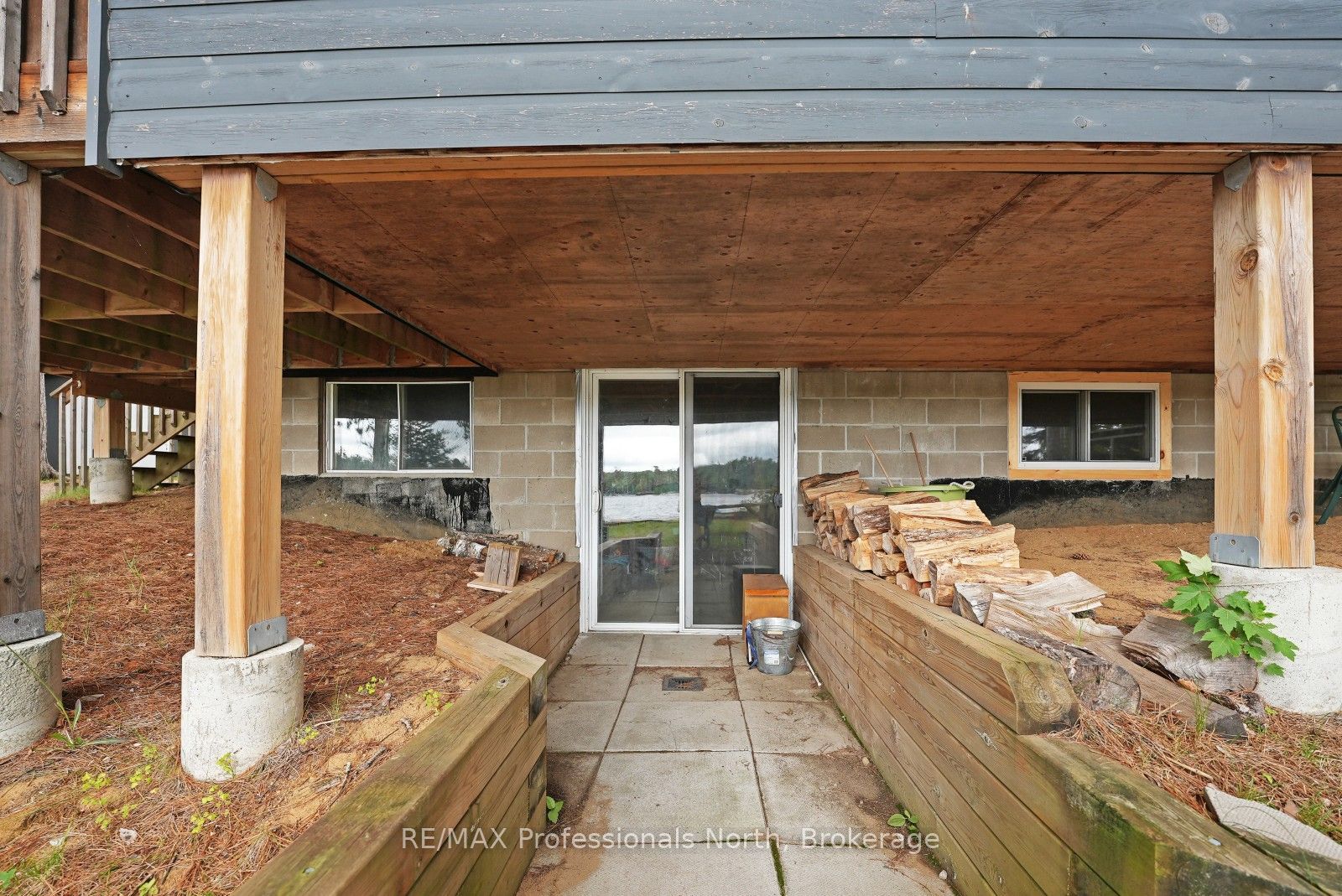 1053 Cheerful Lane Property Photo 27