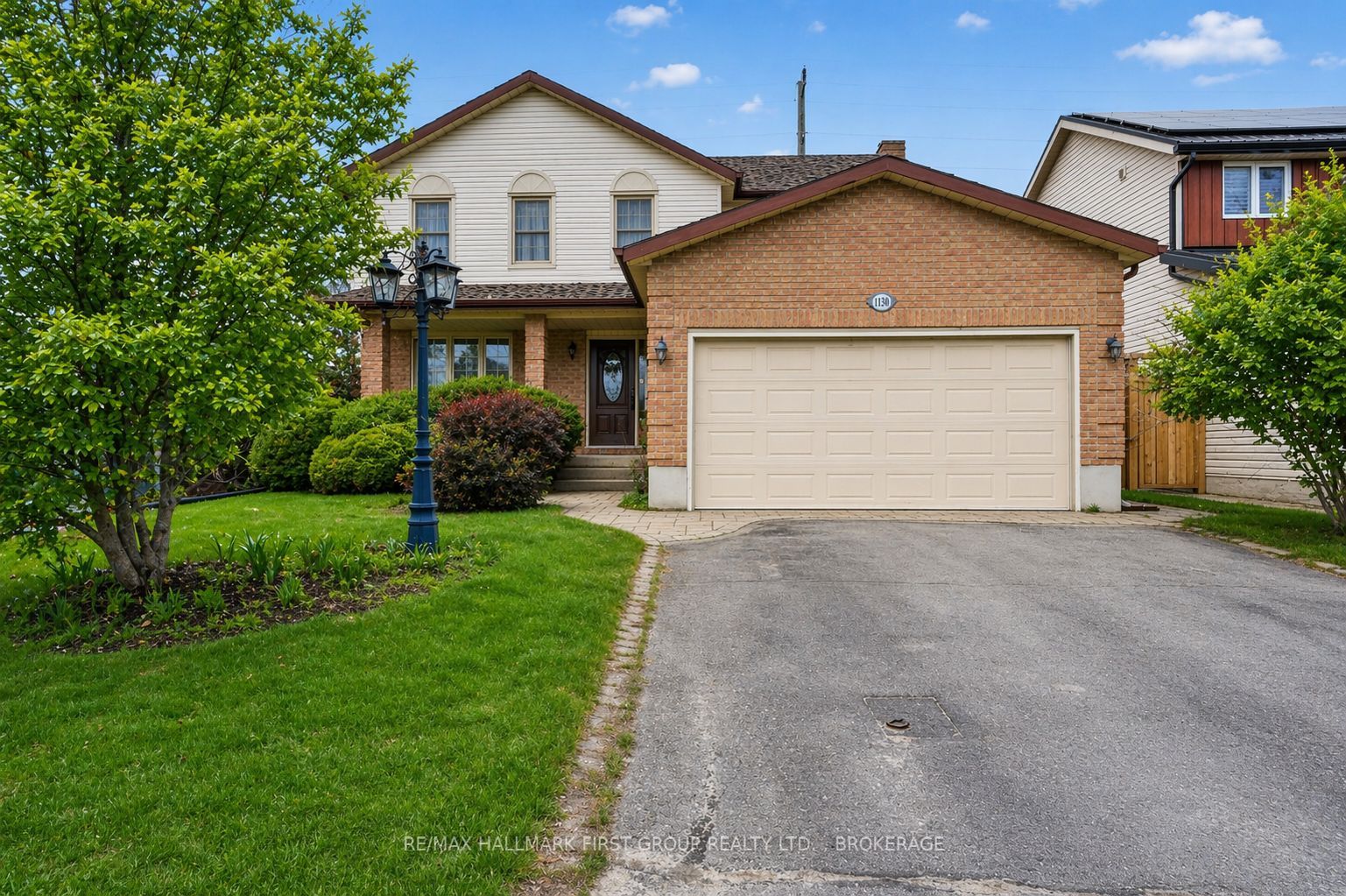 1130 Caitlin Crescent Property Photo 1