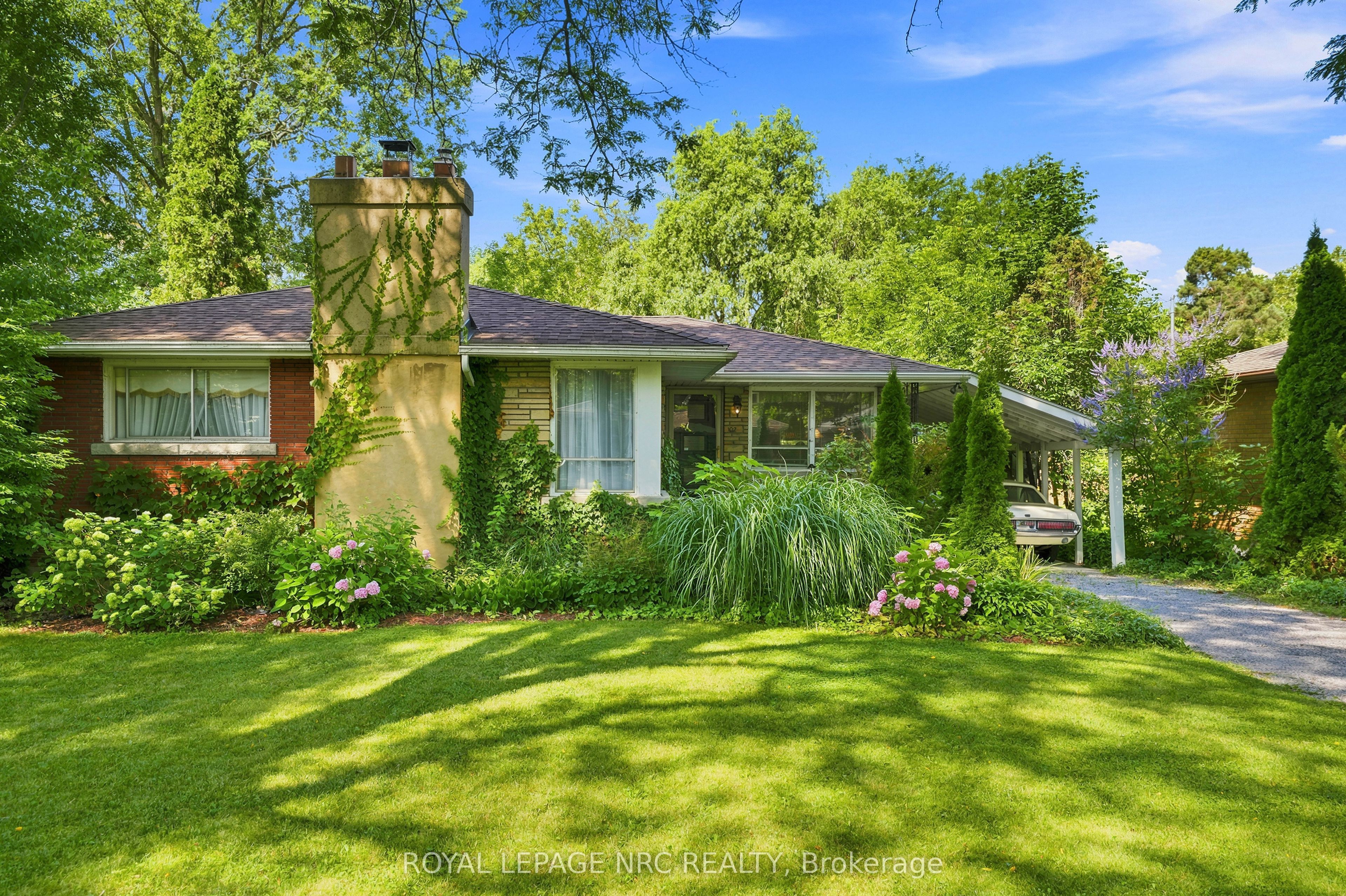 102 Masterson Drive Property Photo 1