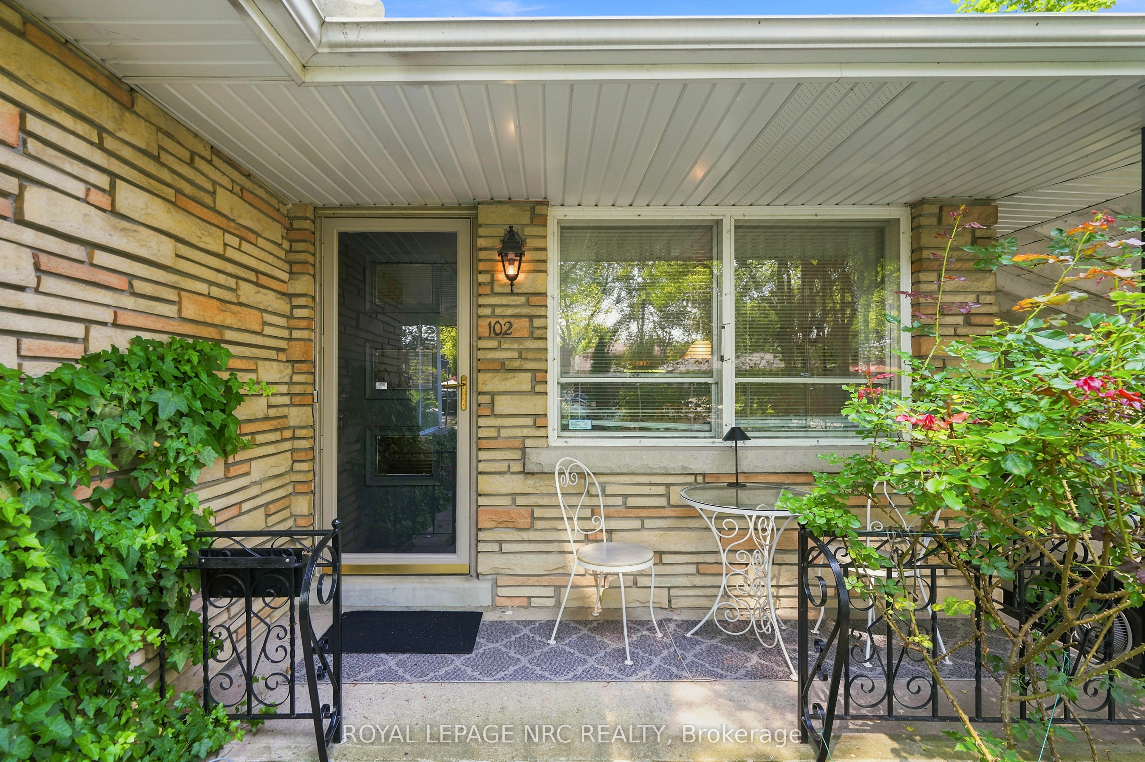 102 Masterson Drive Property Photo 5
