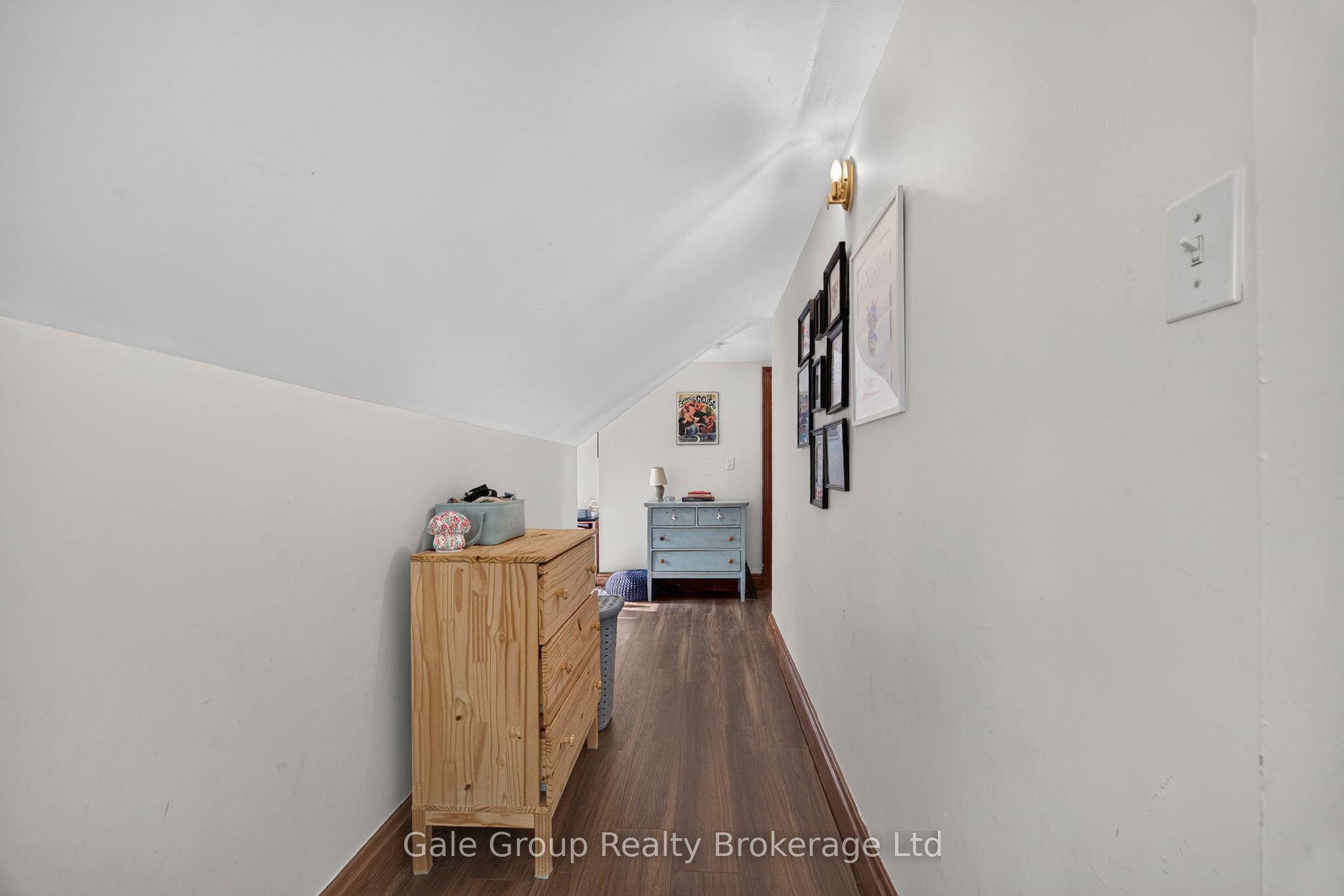 445 Vincent Street Property Photo 19