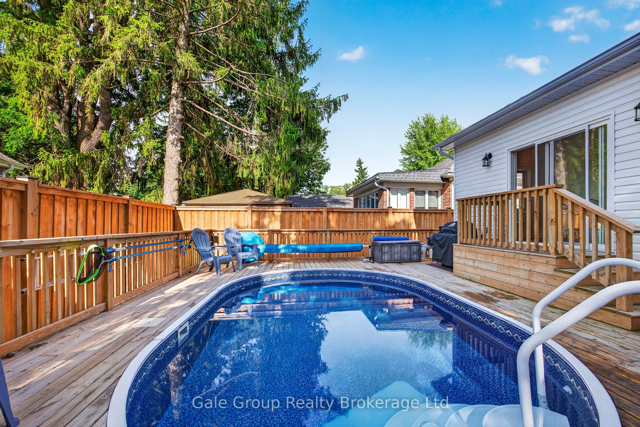 445 Vincent Street Property Photo 29
