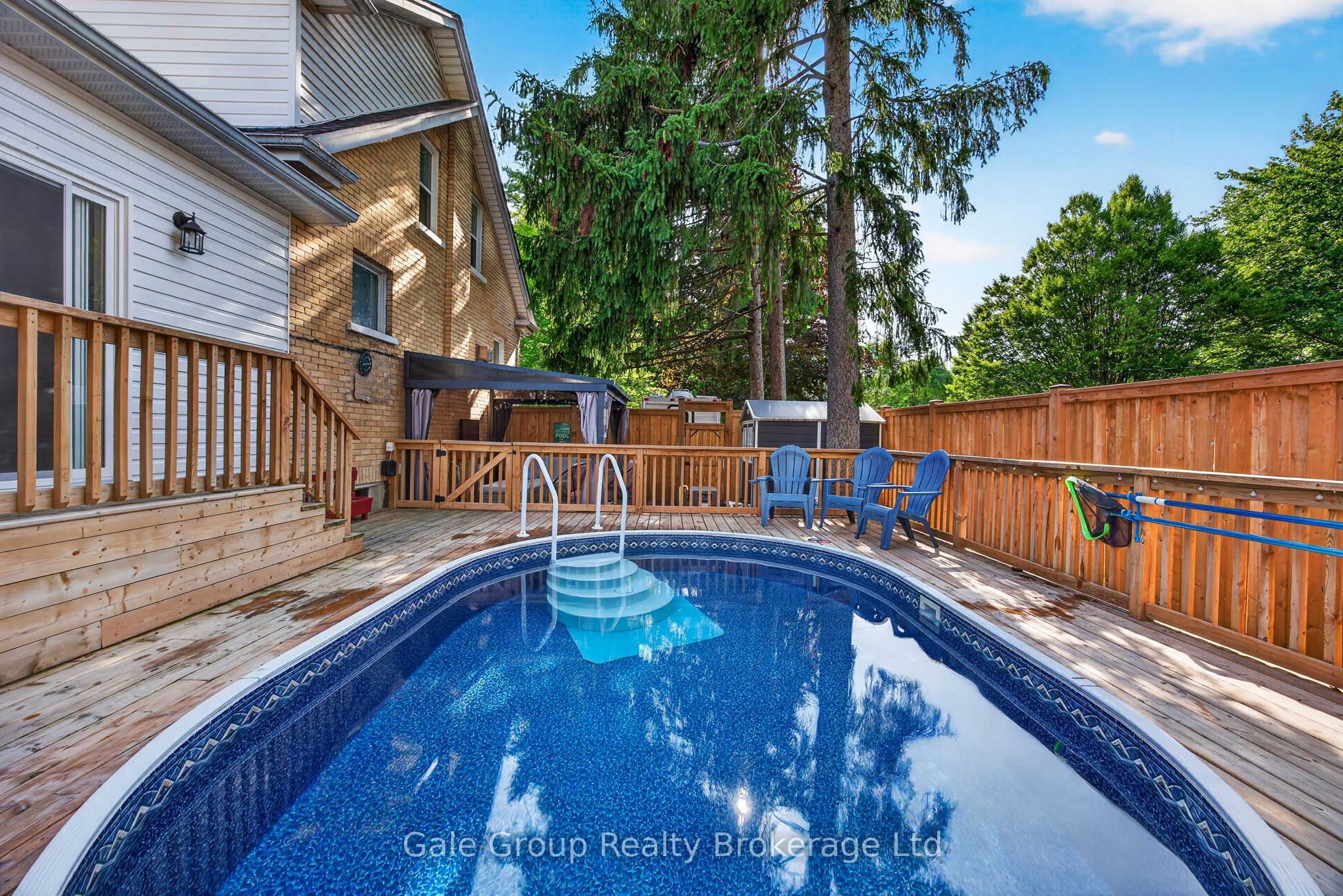 445 Vincent Street Property Photo 31