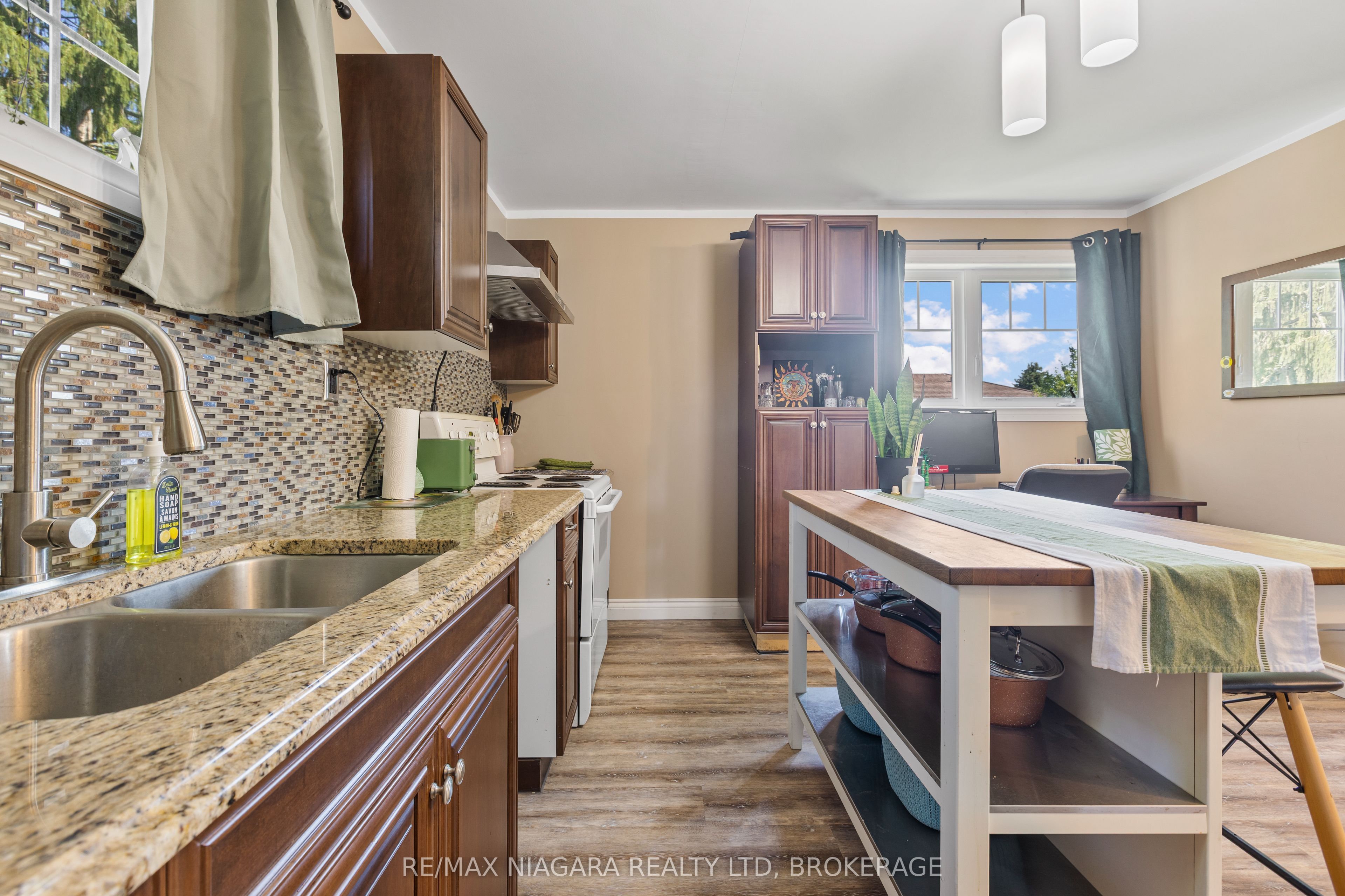 1 Linden Avenue Property Photo 17