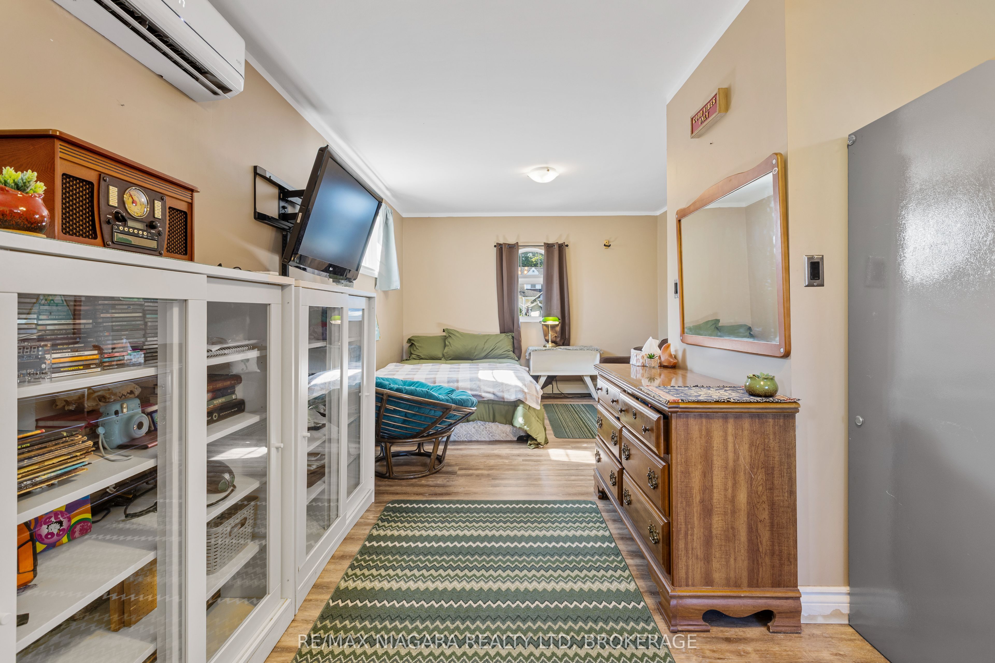 1 Linden Avenue Property Photo 19