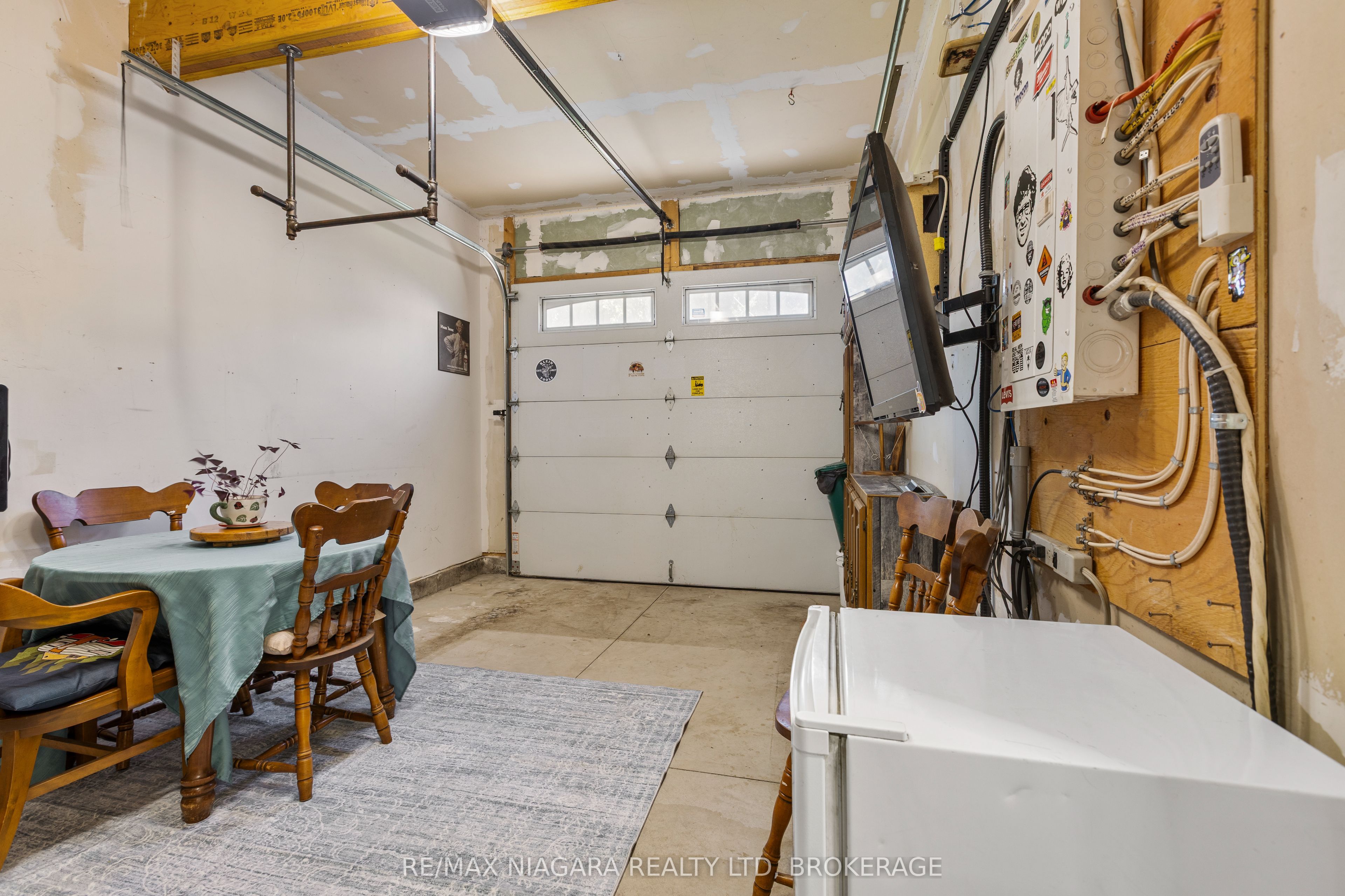 1 Linden Avenue Property Photo 23