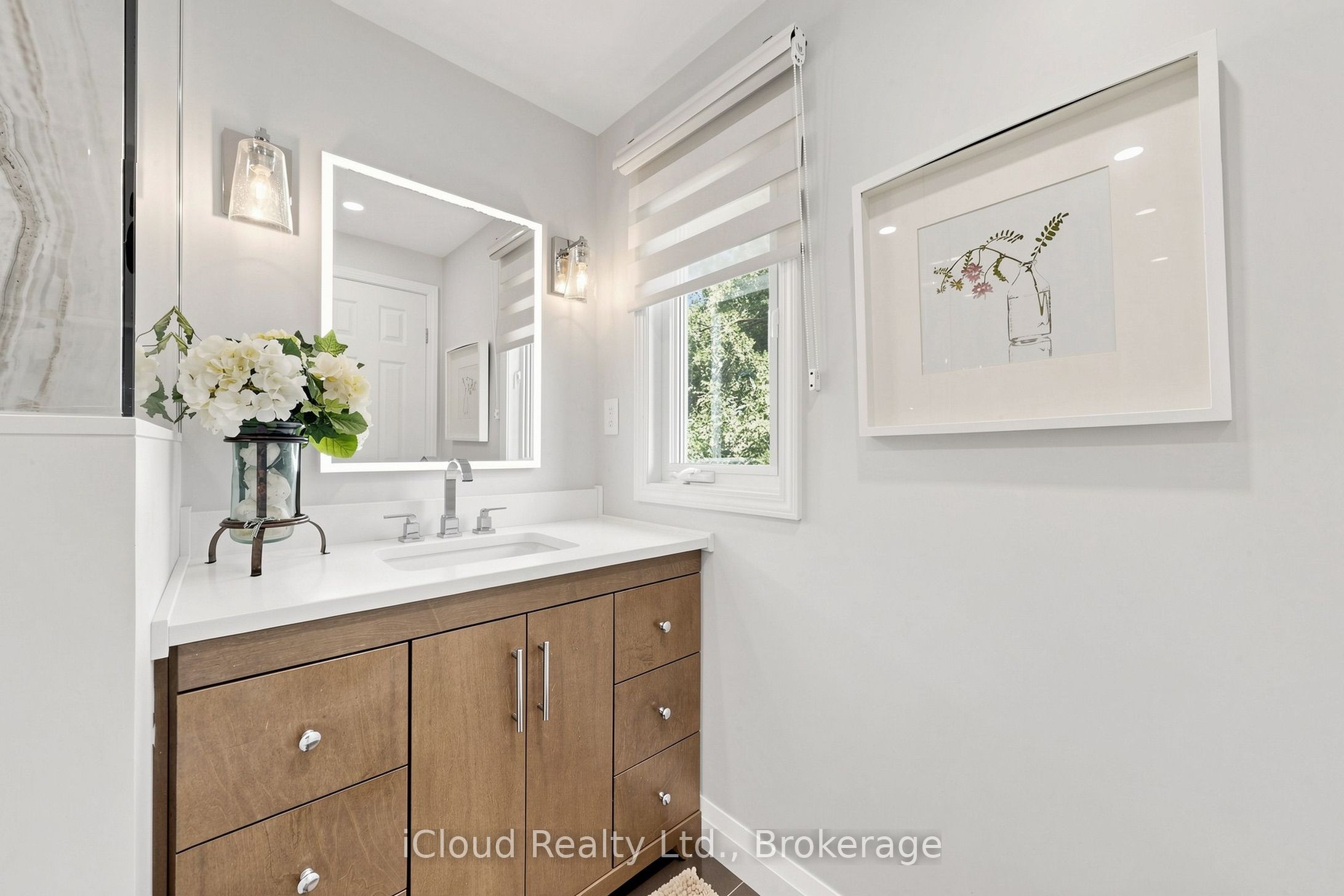 1 Royalwood Court 16 Property Photo 9