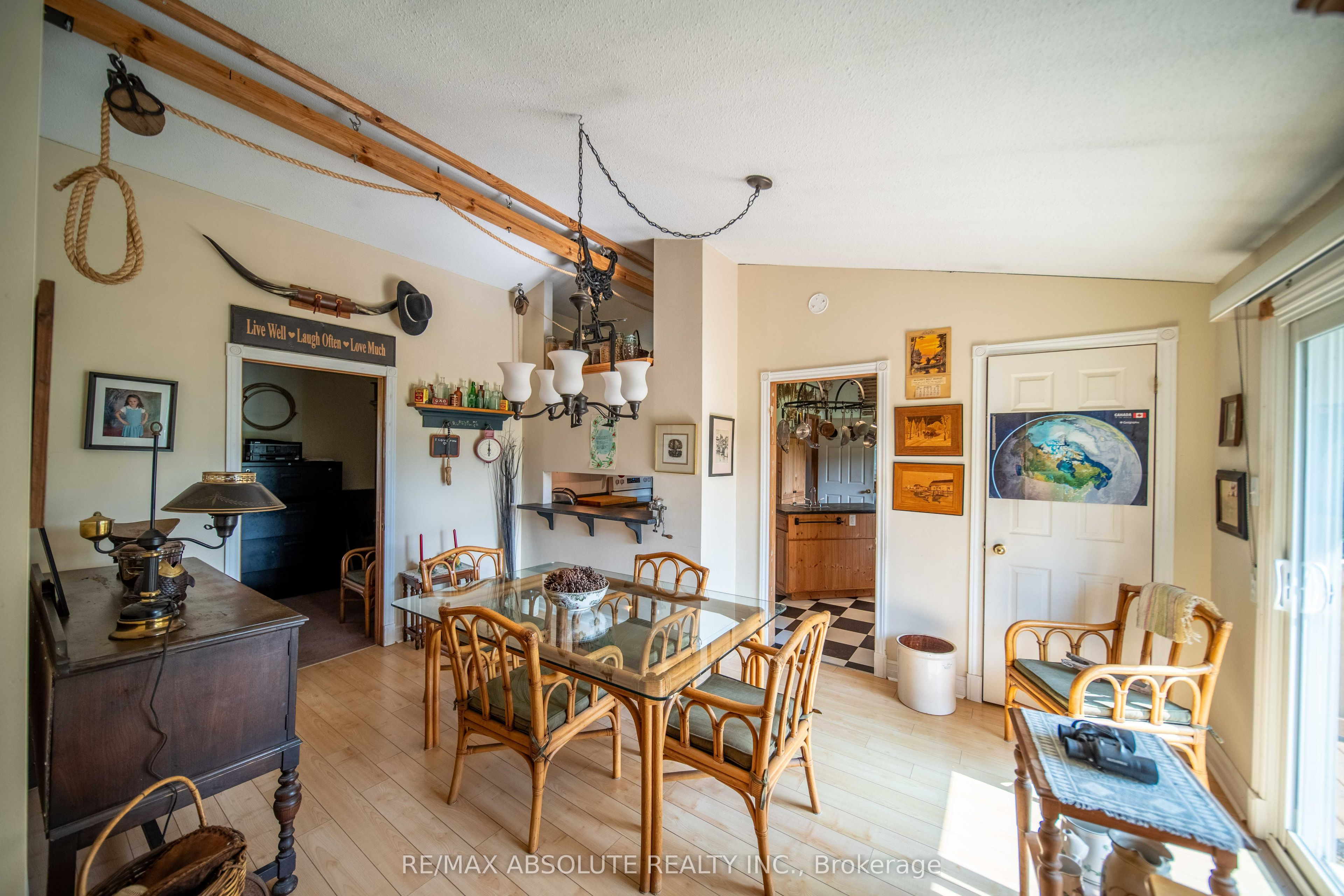1543 Gagnon Road Property Photo 10