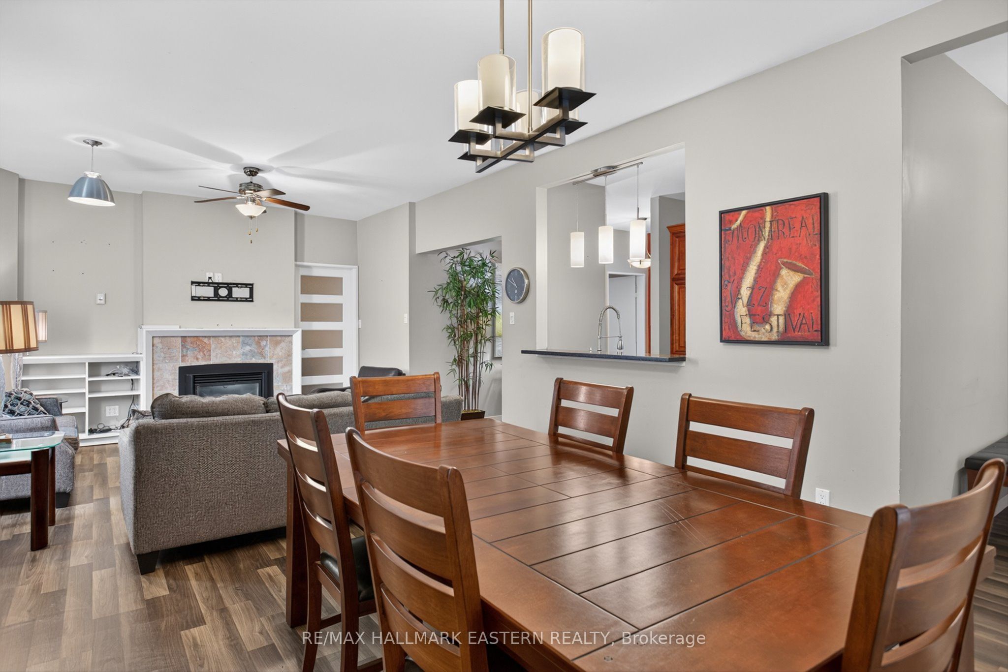 183 Aylmer Street N Property Photo 28