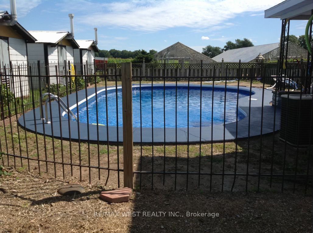 1632 Highway 3 Property Photo 7