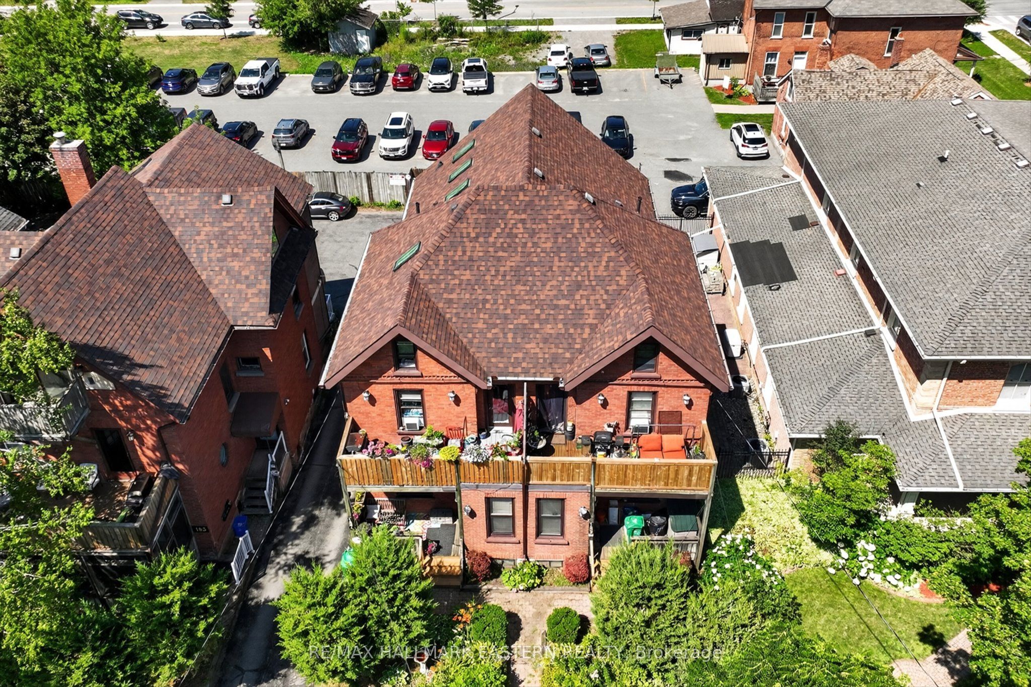 187 Aylmer Street N Property Photo 4