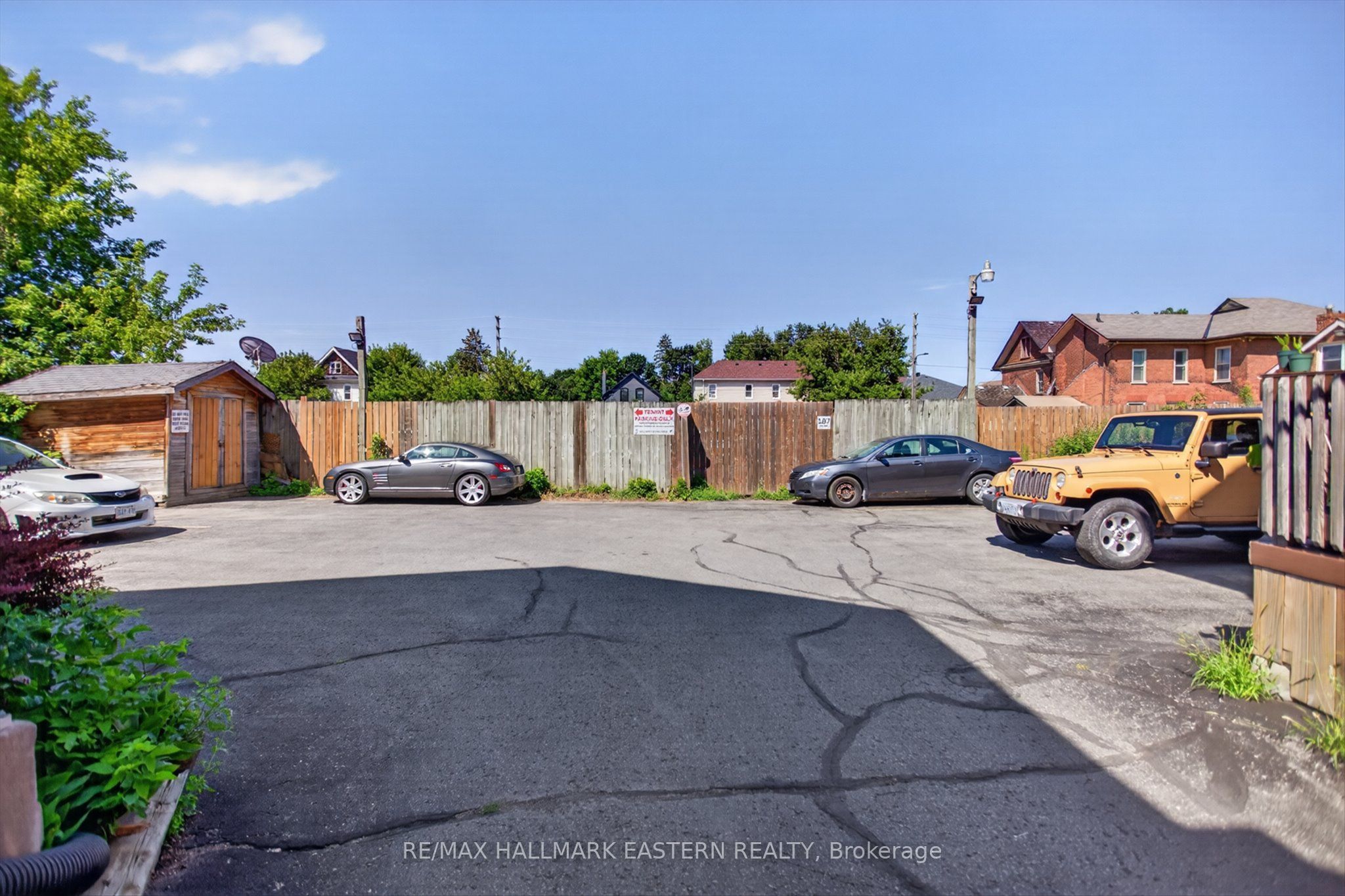 187 Aylmer Street N Property Photo 10