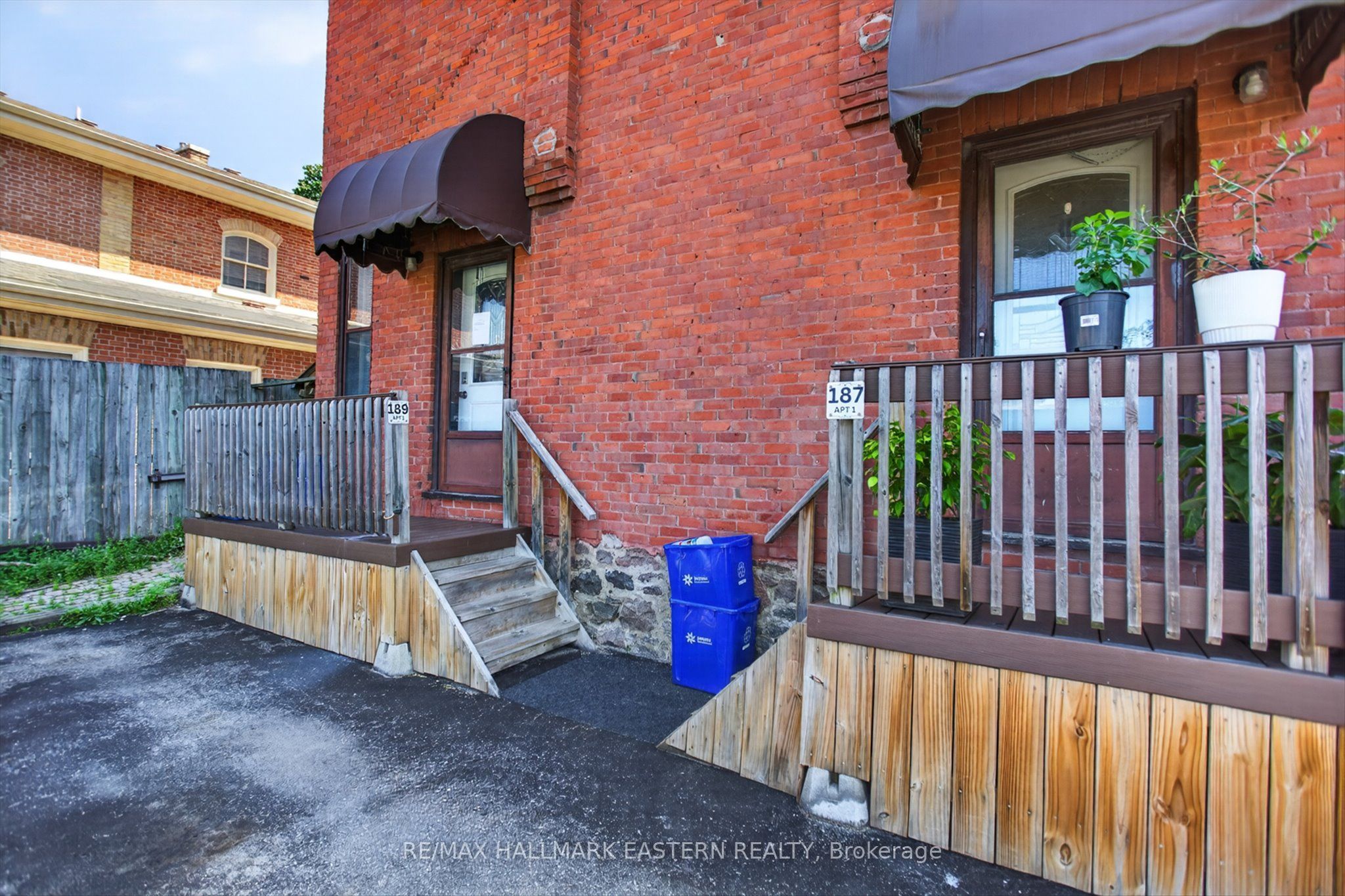 187 Aylmer Street N Property Photo 12