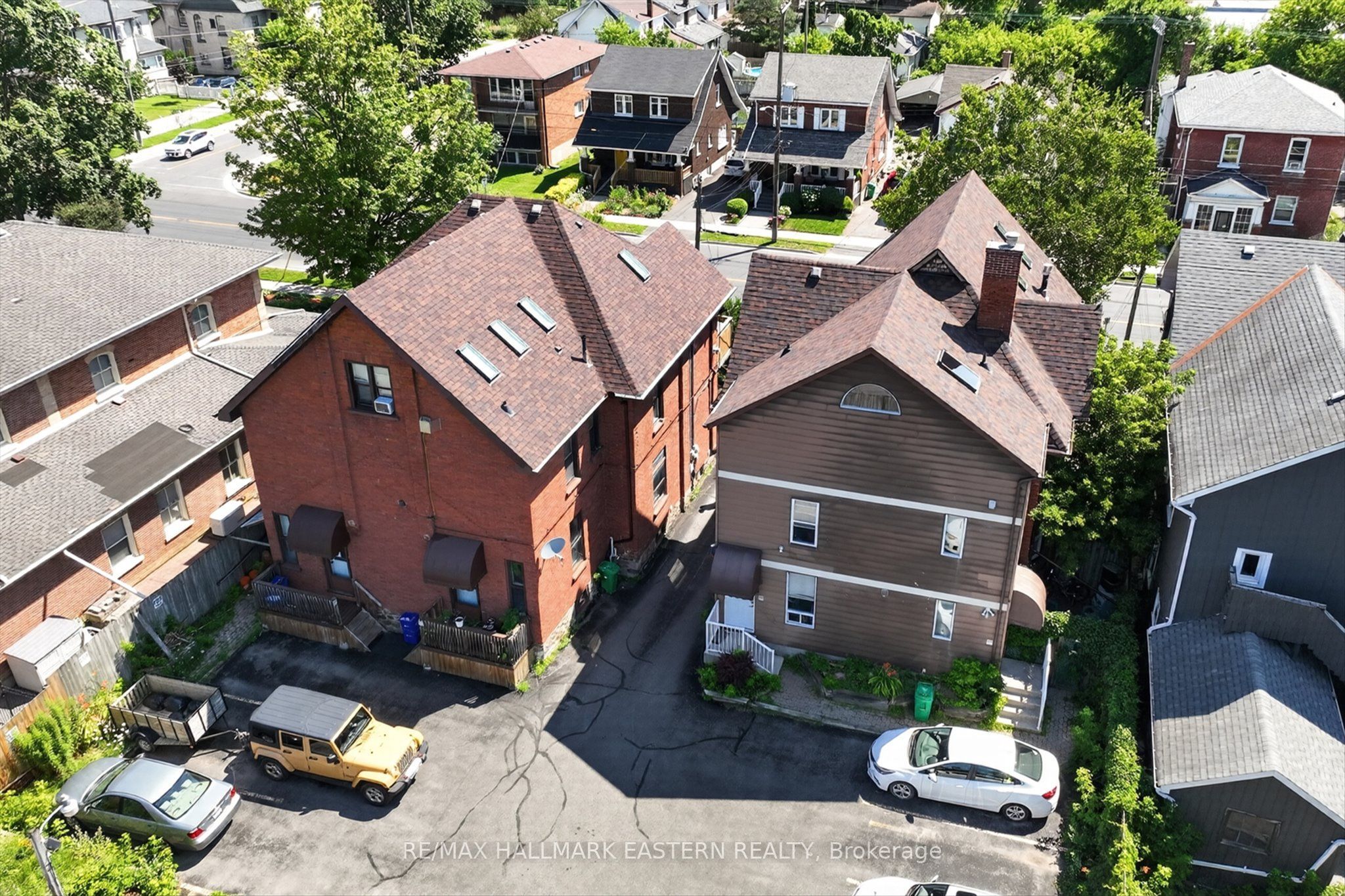 187 Aylmer Street N Property Photo 15