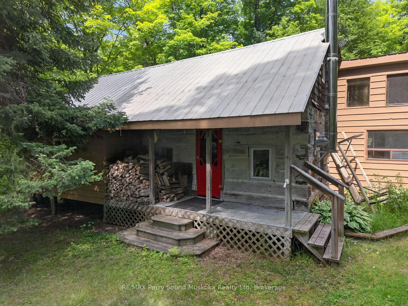 32 Shady Maple Trail Property Photo 1